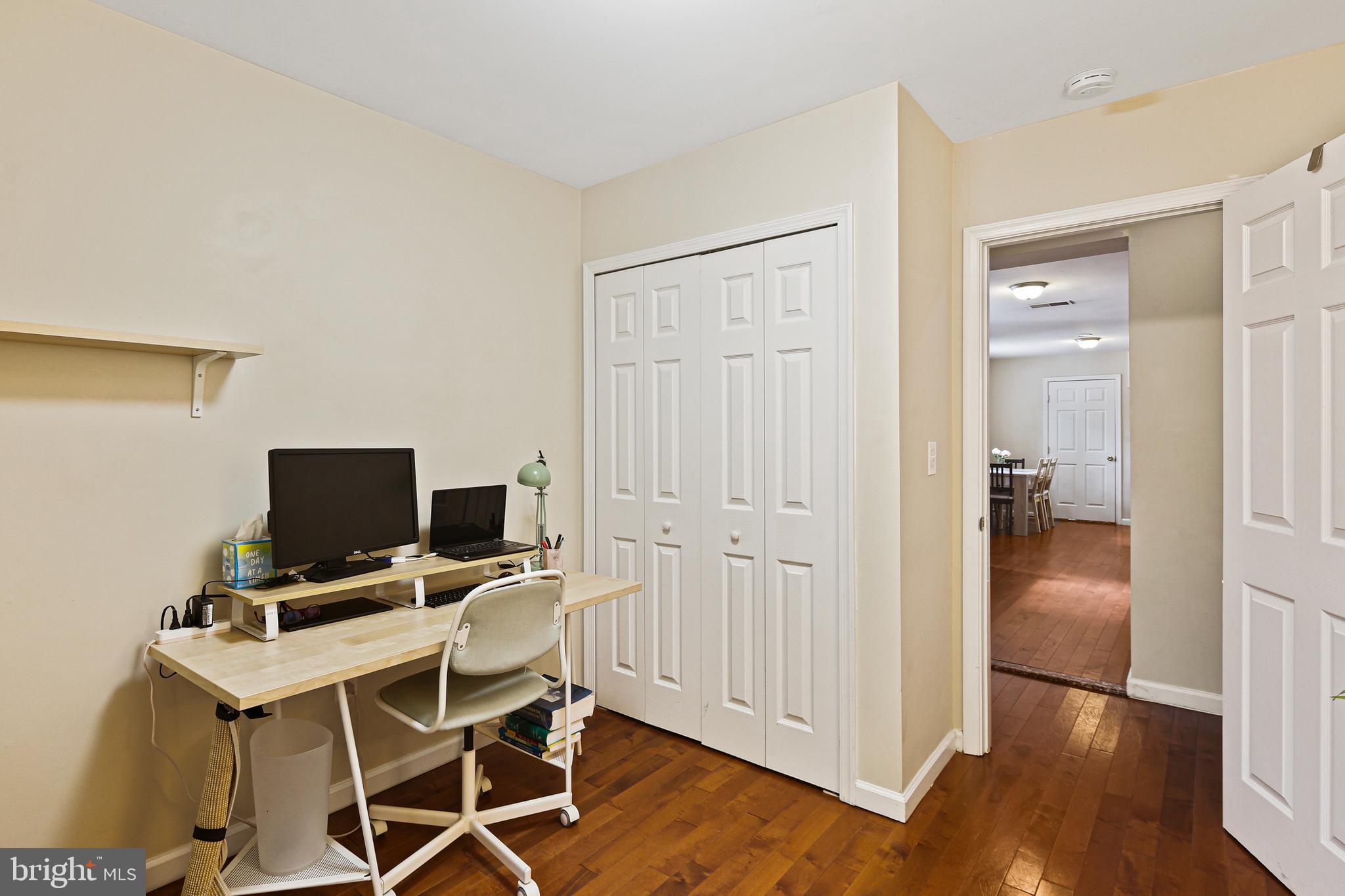 UNIVERSITY HILLS - Residential