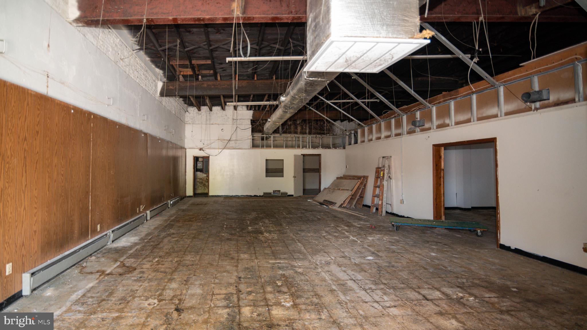 PIGTOWN HISTORIC DISTRICT - Commercial Sale