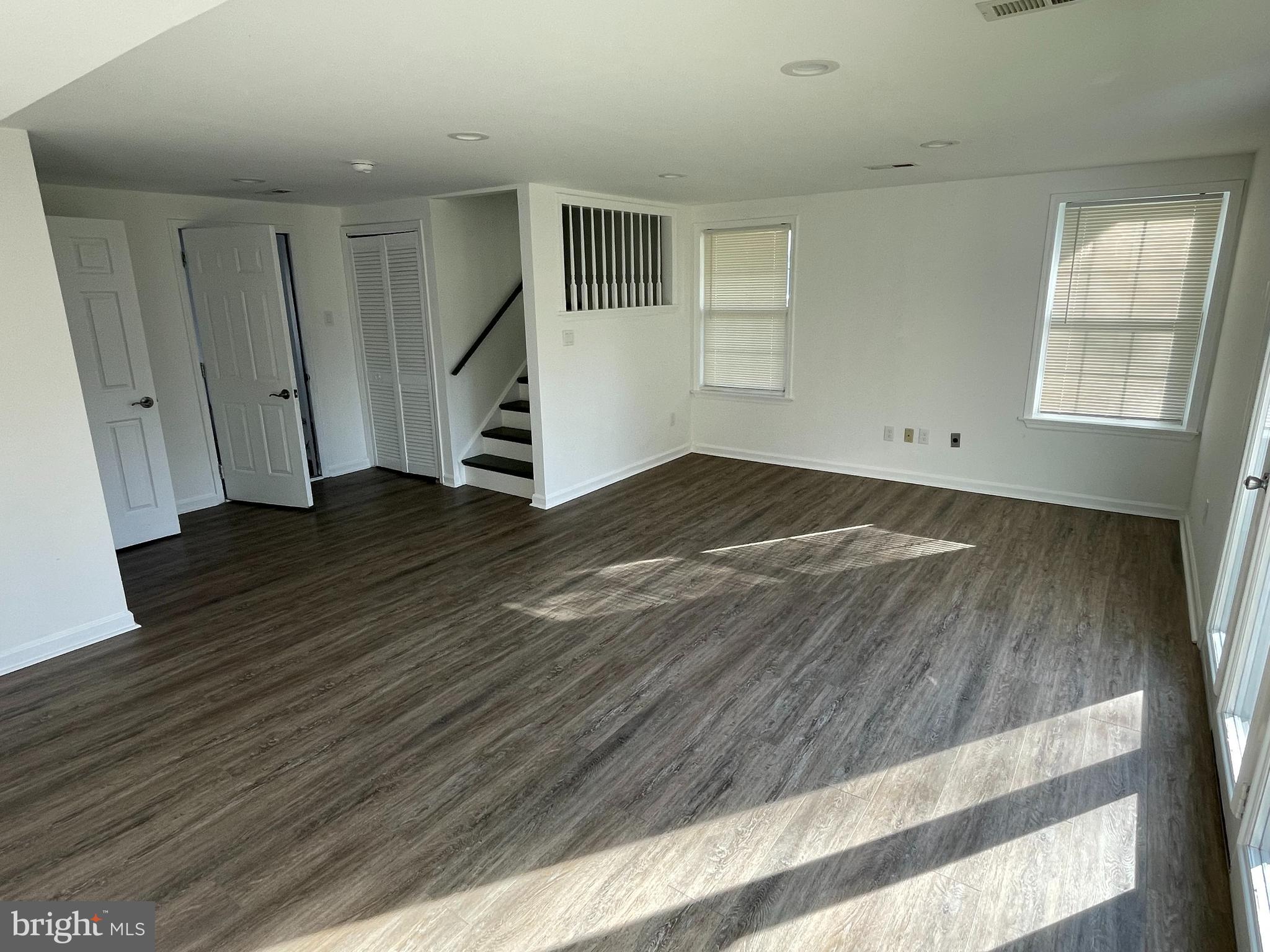 PINE TREE RIDGE - Residential Lease