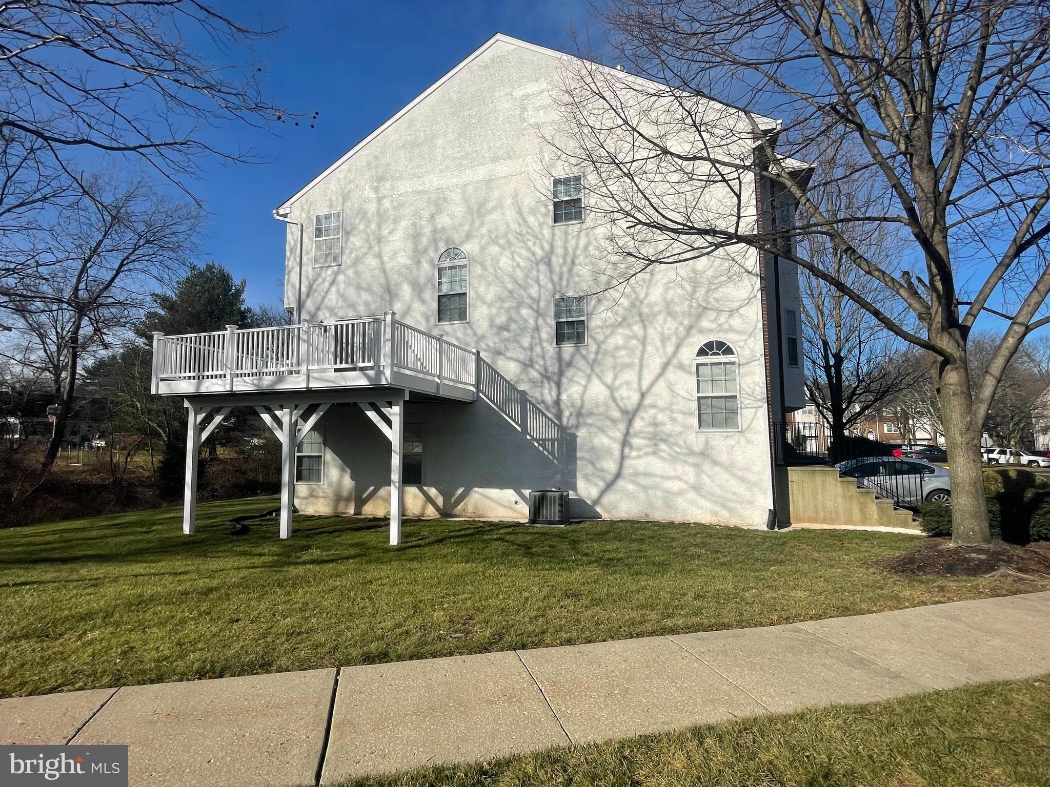 PINE TREE RIDGE - Residential Lease