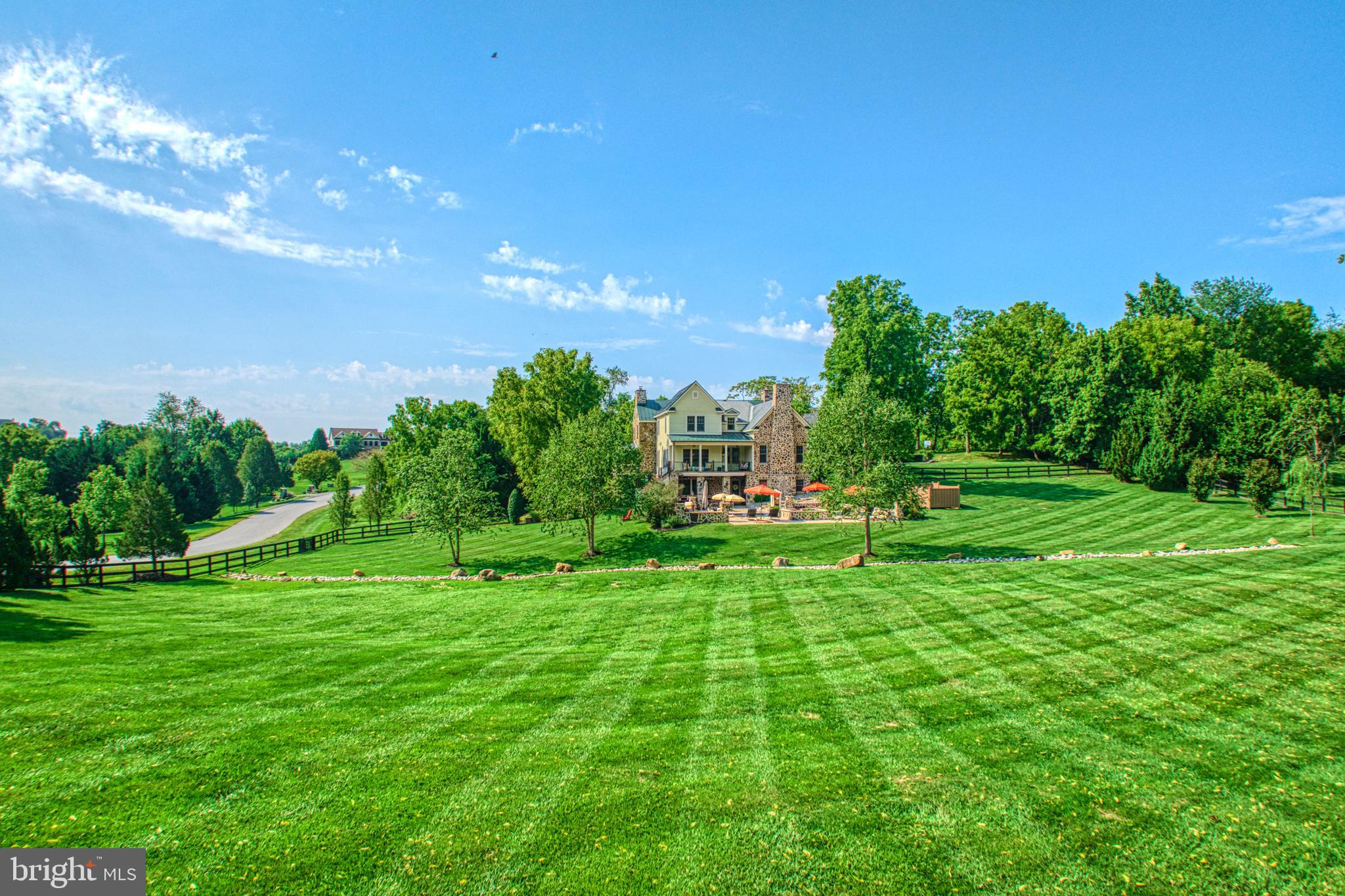 BEACON HILL - Residential