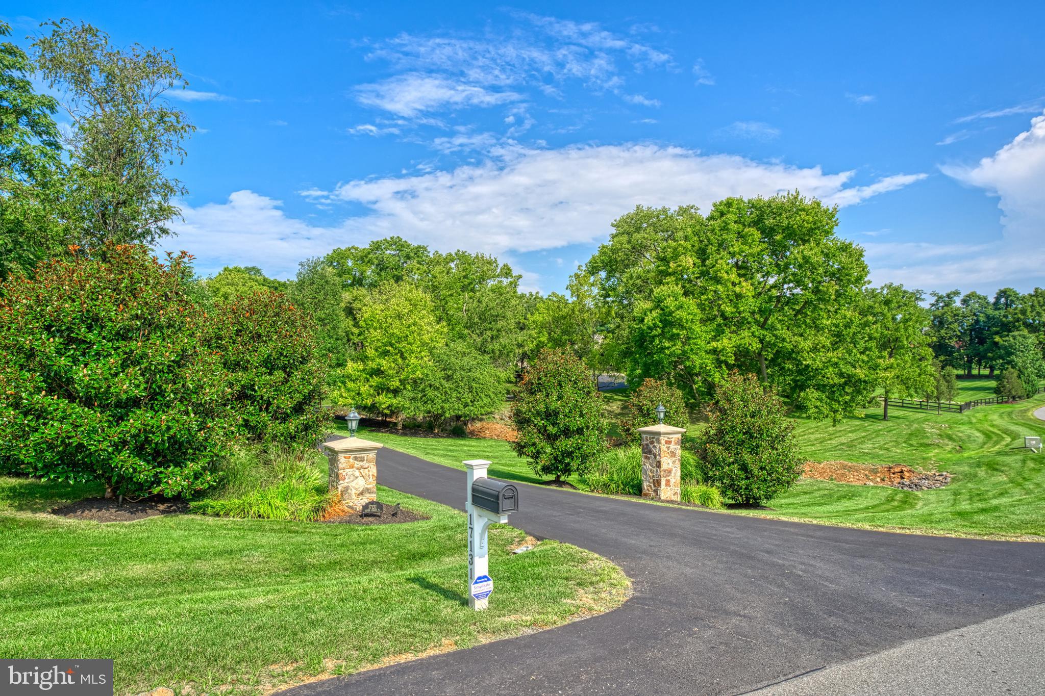 BEACON HILL - Residential