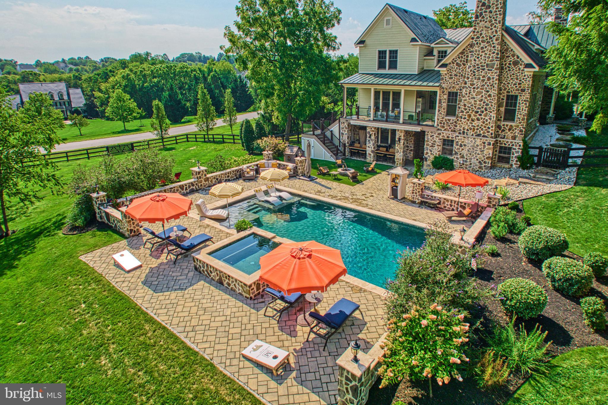 BEACON HILL - Residential