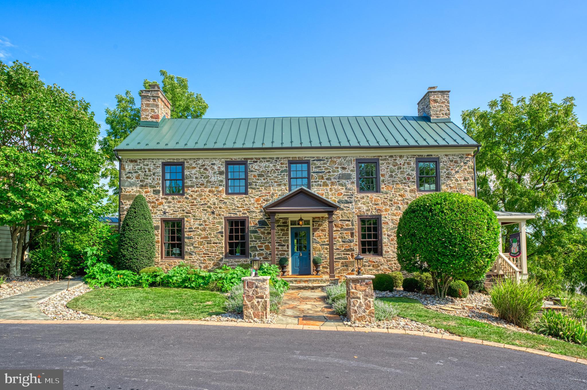 BEACON HILL - Residential