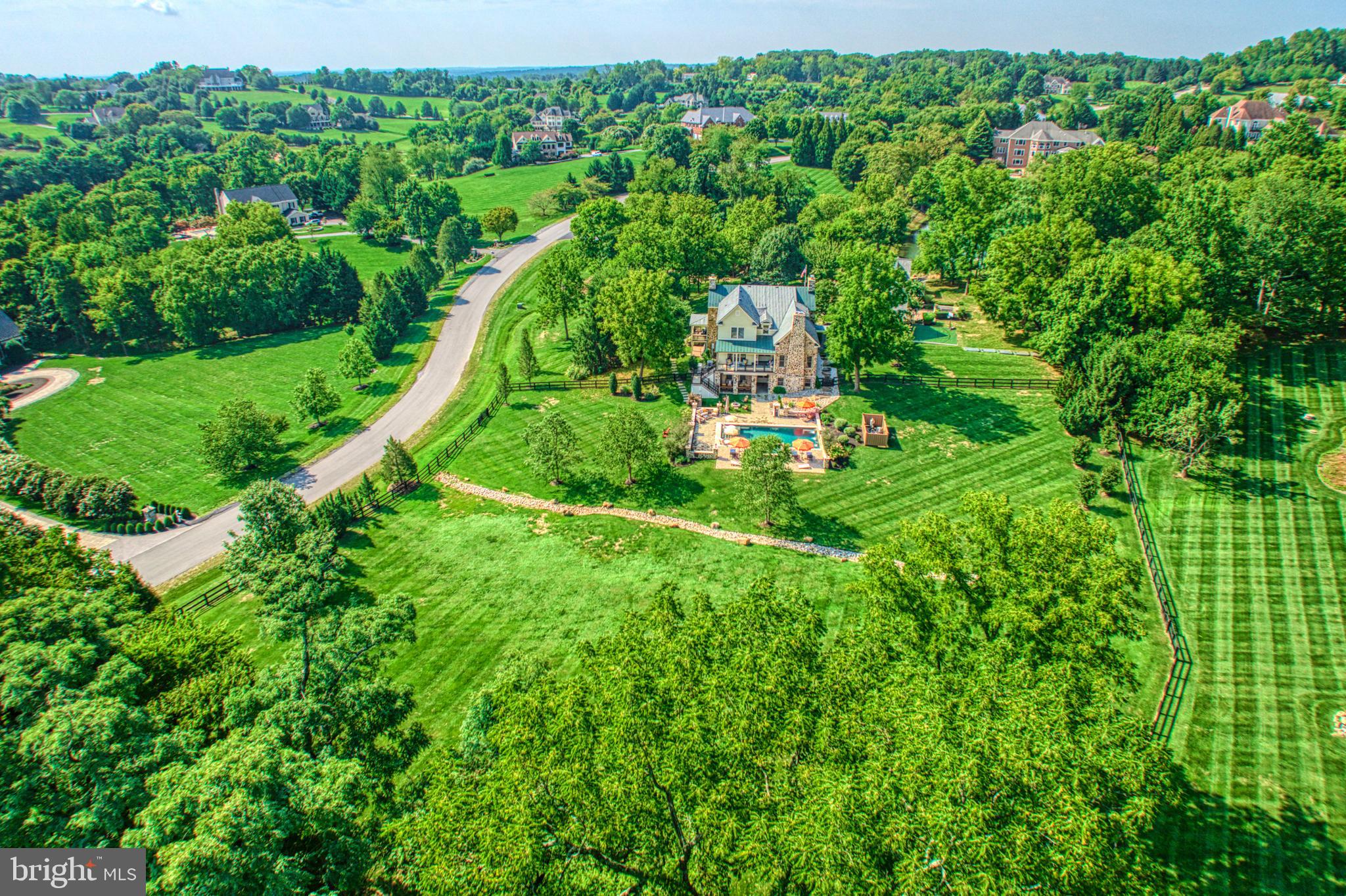 BEACON HILL - Residential