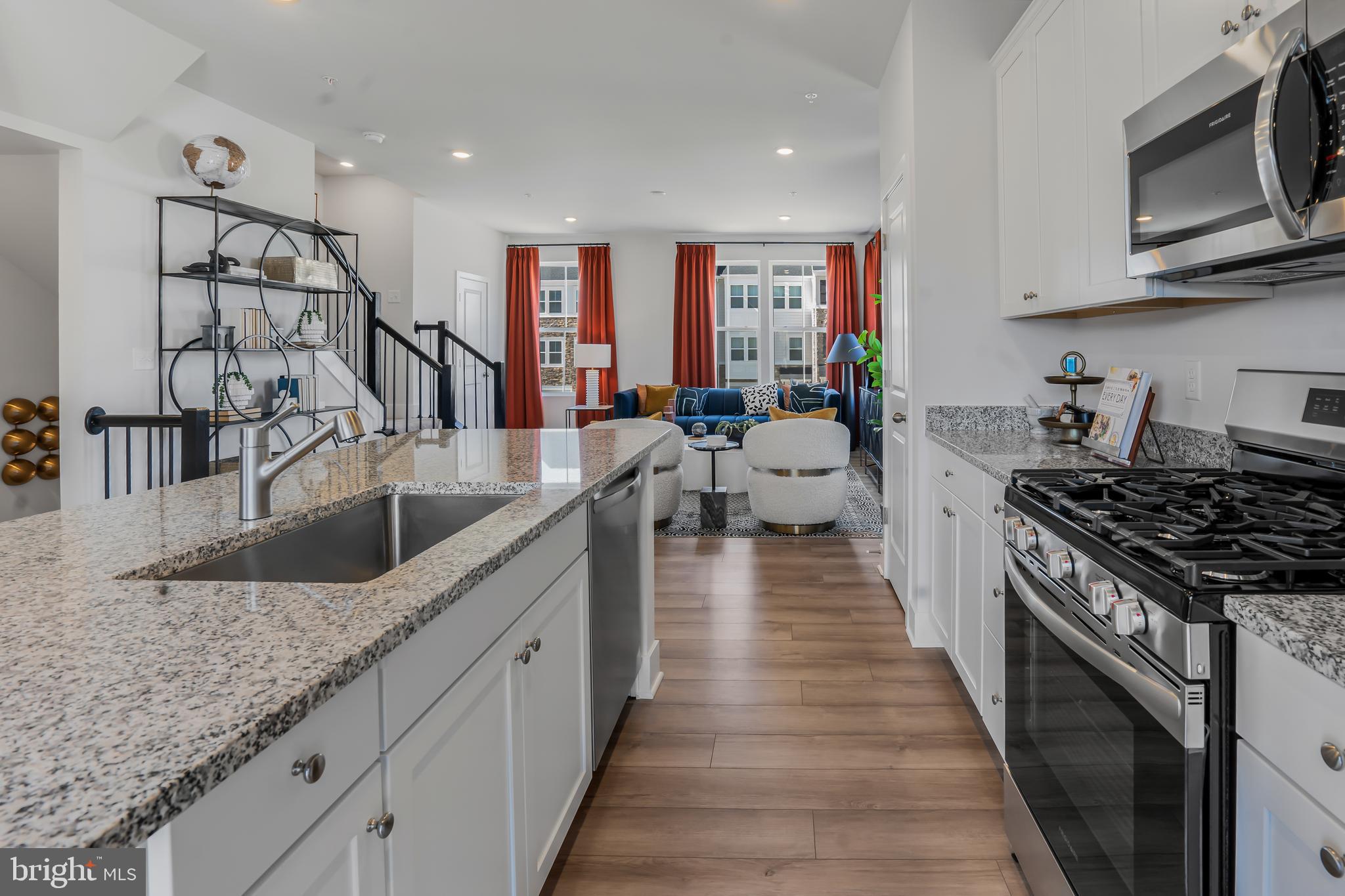 ST CHARLES - Residential