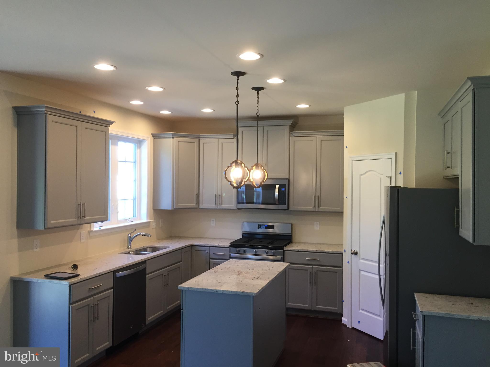 ARCHERS ROCK - Residential