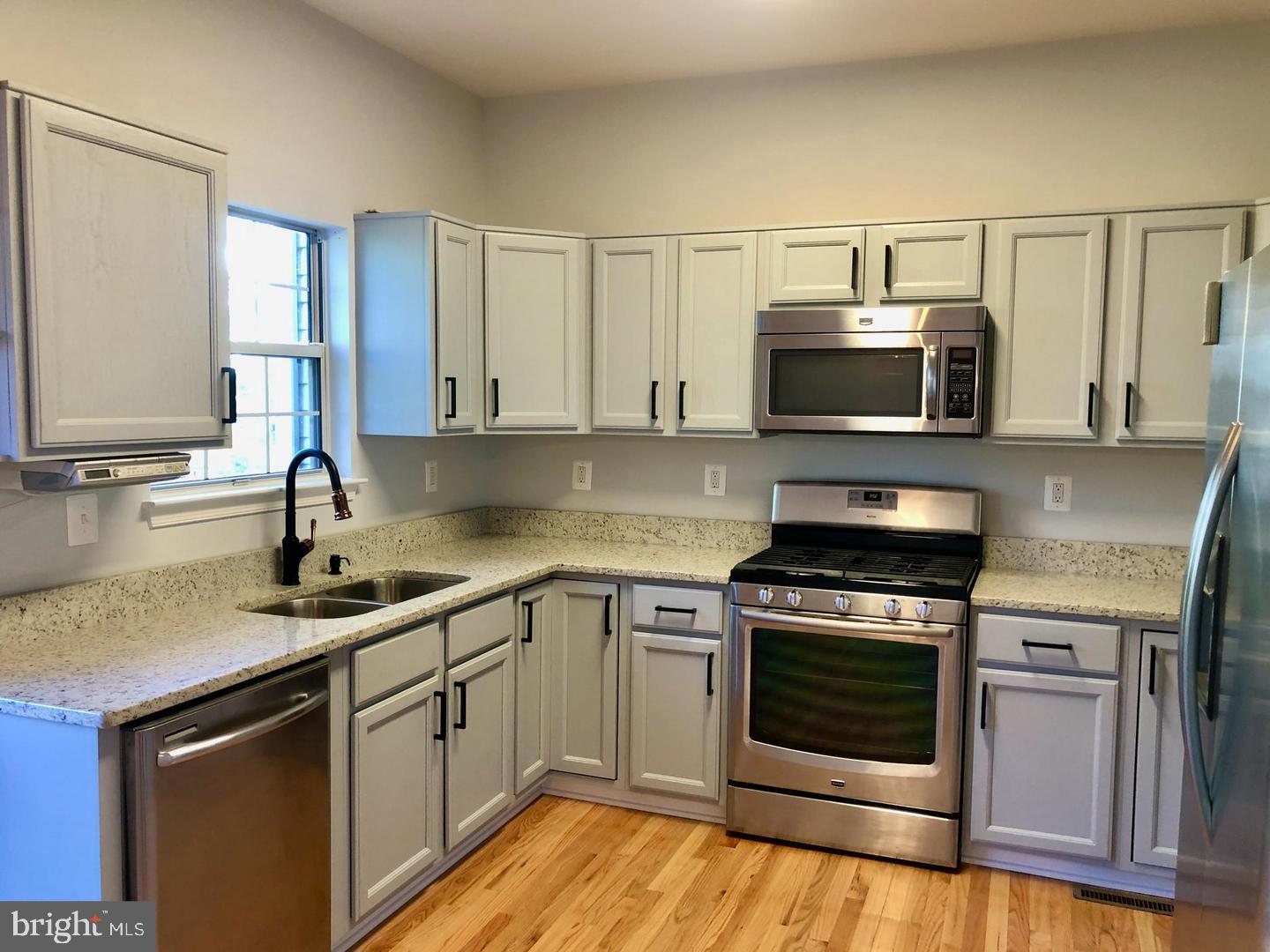 2506 CLOVER FIELD CIRCLE