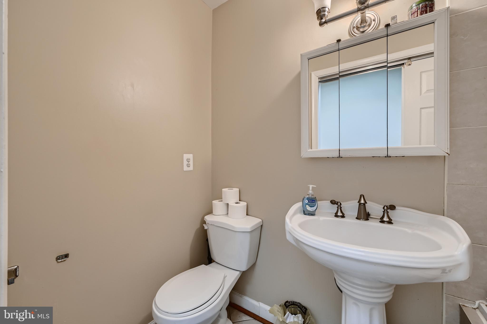 WASHINGTON VILLAGE - Residential