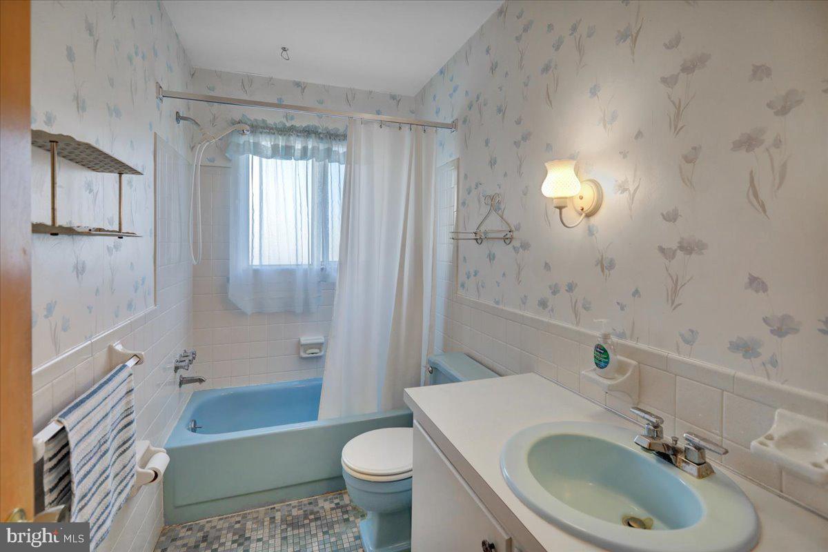 WHITFIELD - Residential