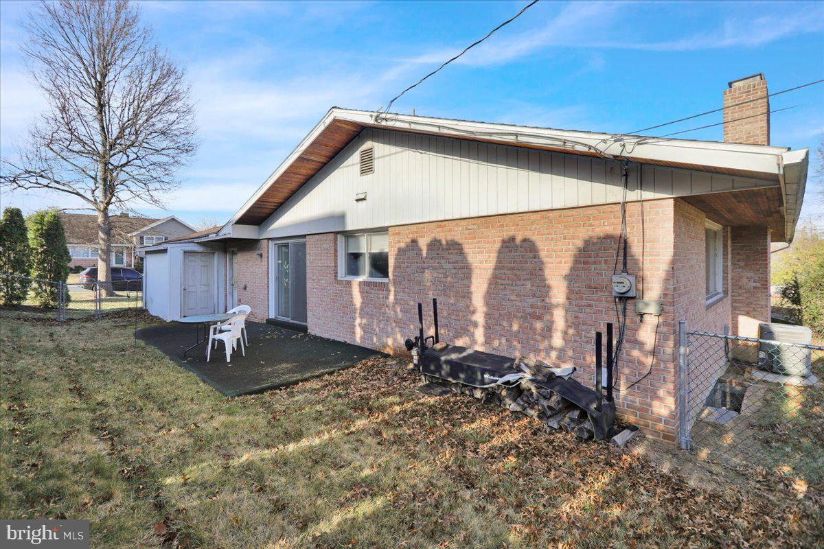 WHITFIELD - Residential