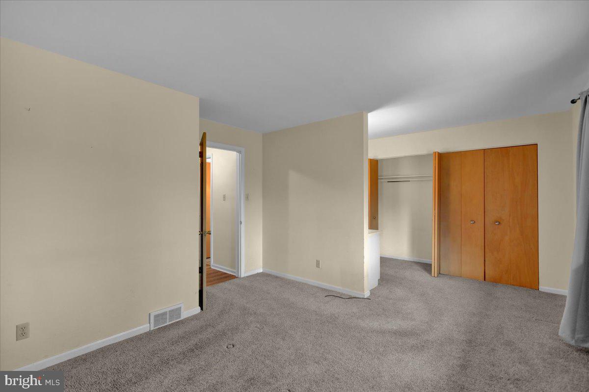 WHITFIELD - Residential