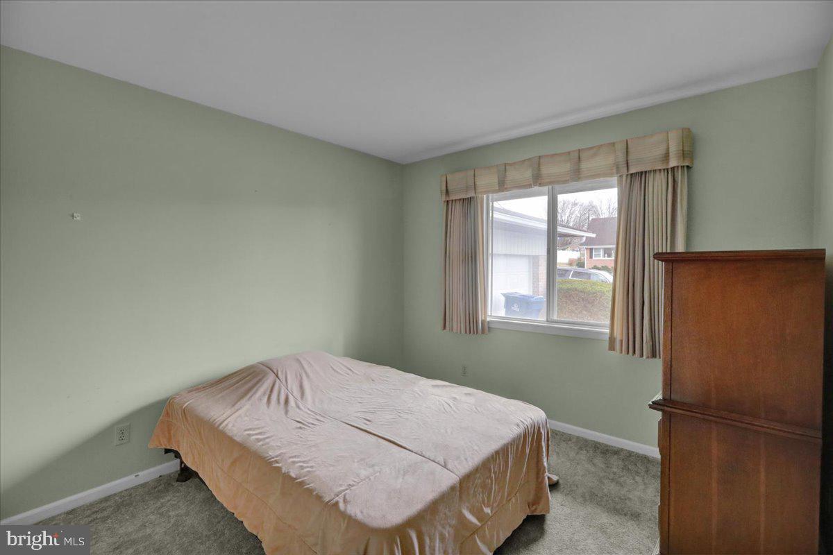 WHITFIELD - Residential