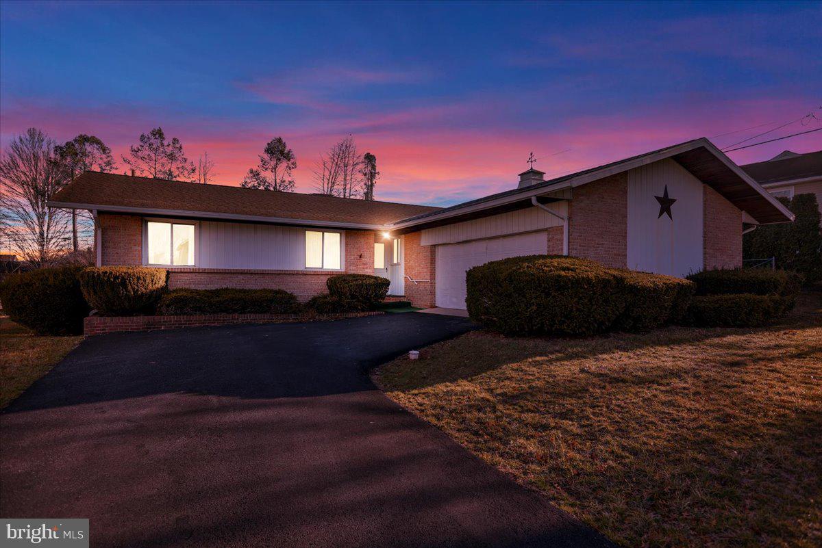 WHITFIELD - Residential