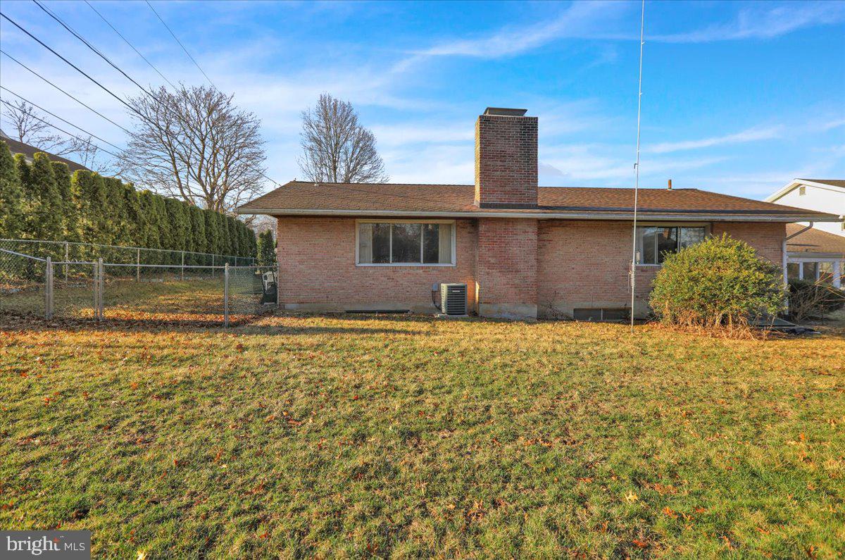 WHITFIELD - Residential