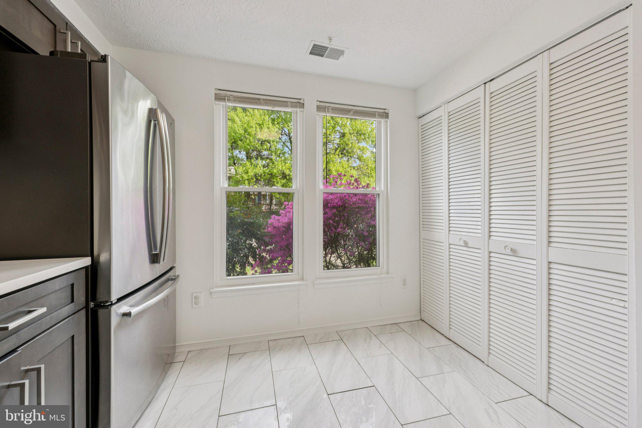 STONE CROSSING - Residential