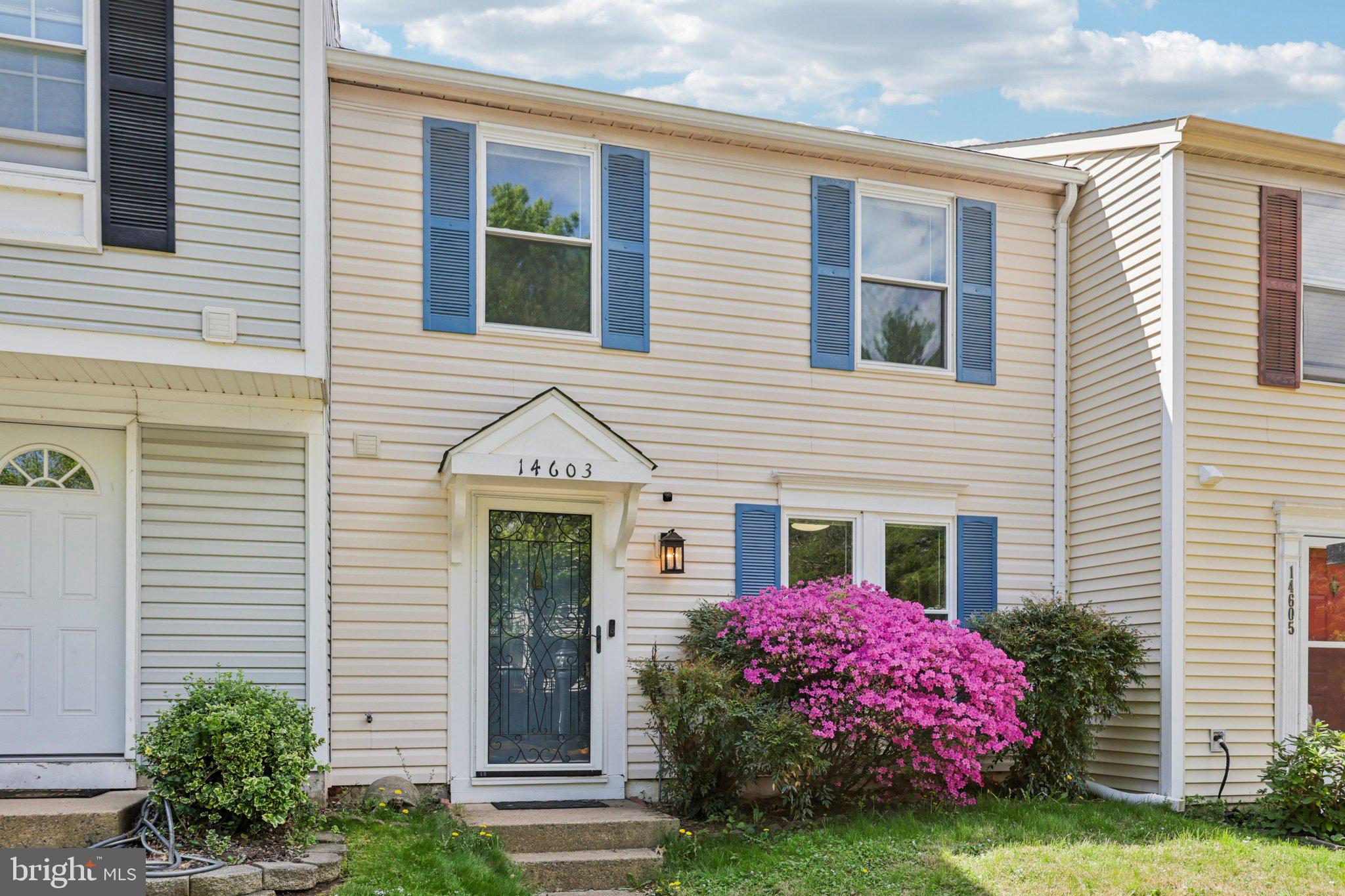 STONE CROSSING - Residential