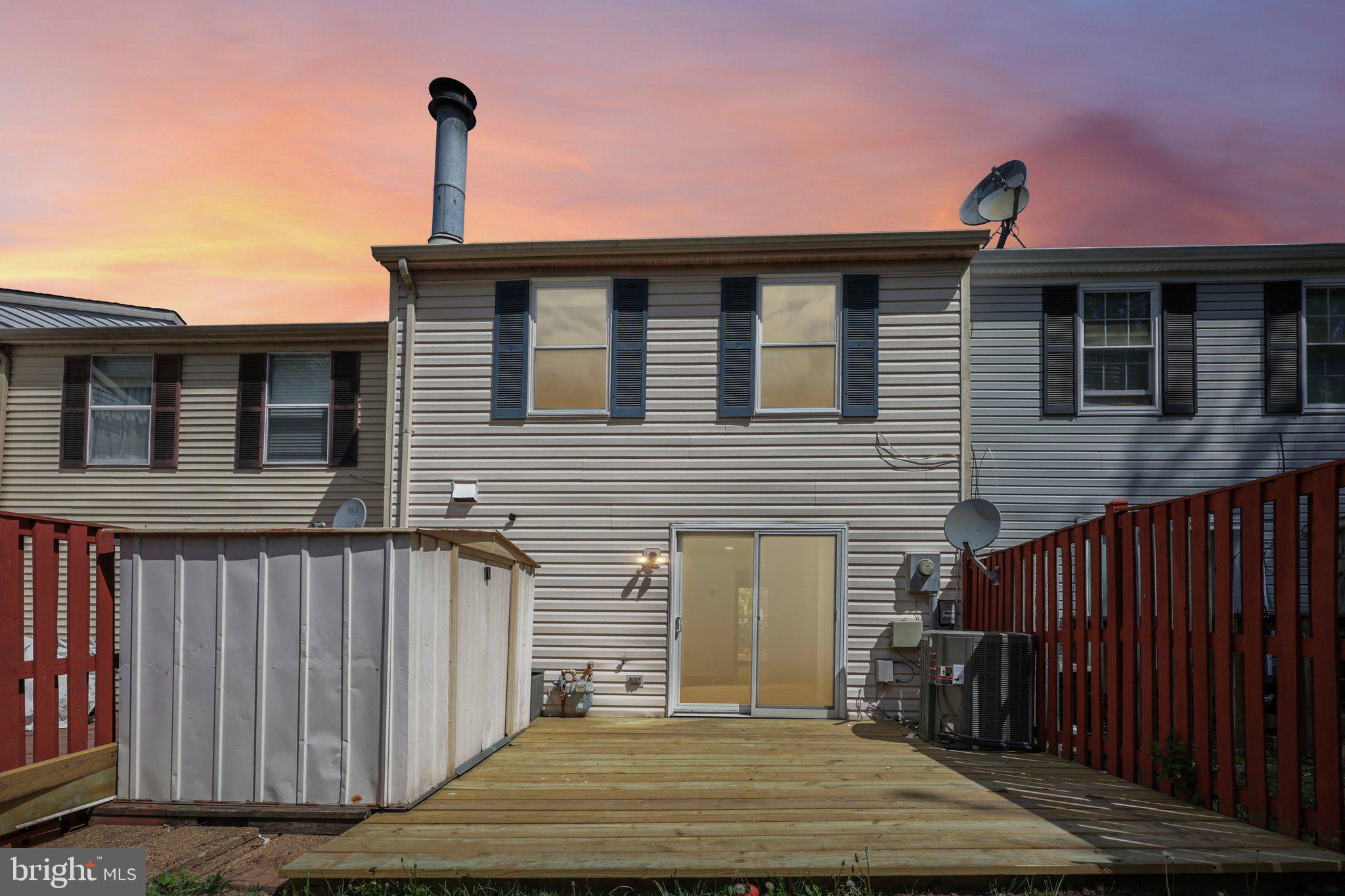 STONE CROSSING - Residential