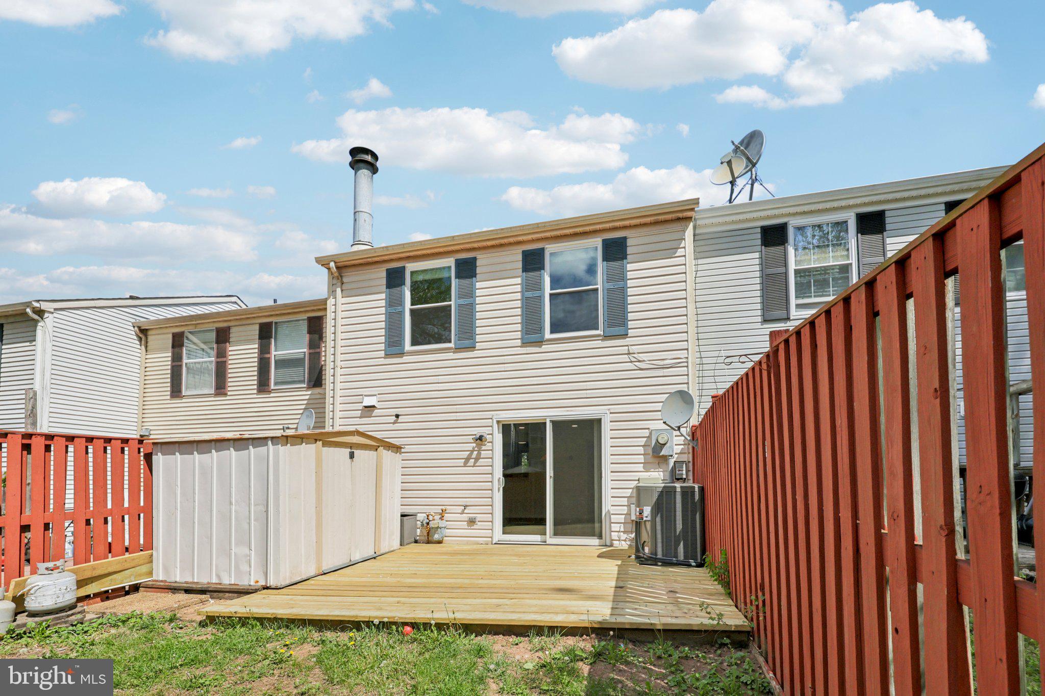 STONE CROSSING - Residential