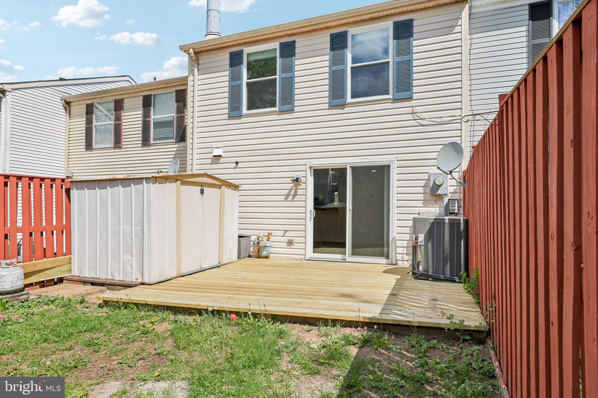 STONE CROSSING - Residential