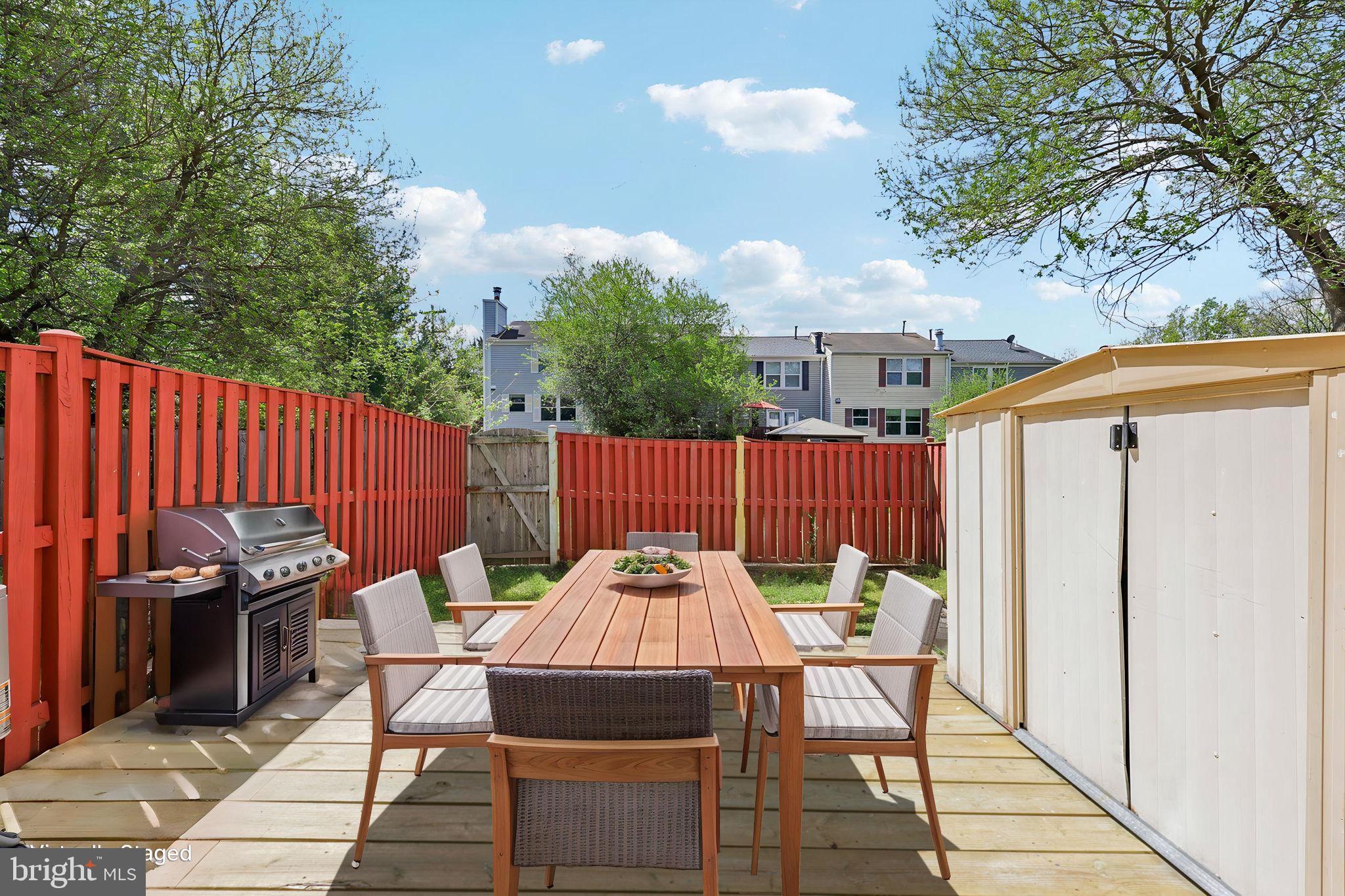 STONE CROSSING - Residential