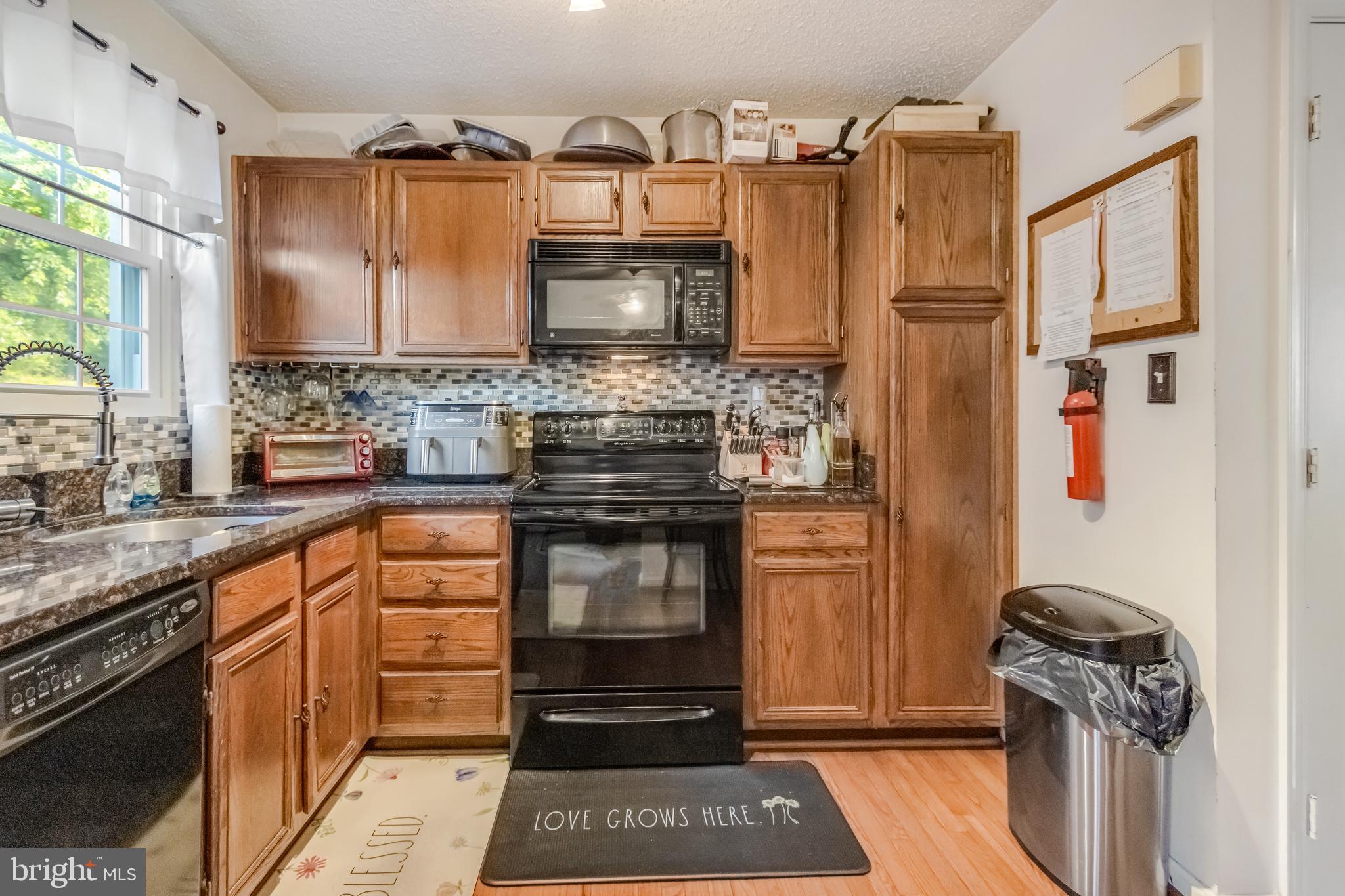 ADDISON WOODS PLAT 1 - Residential