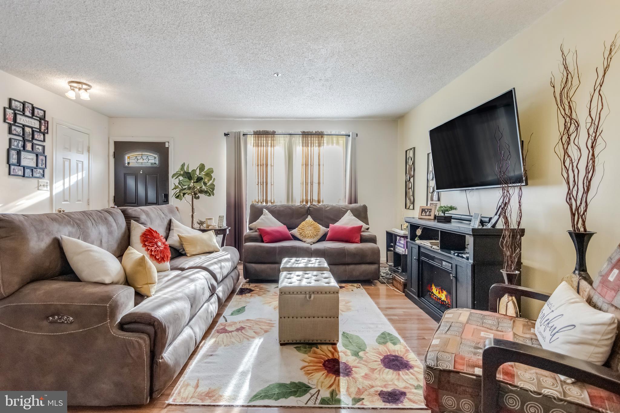 ADDISON WOODS PLAT 1 - Residential