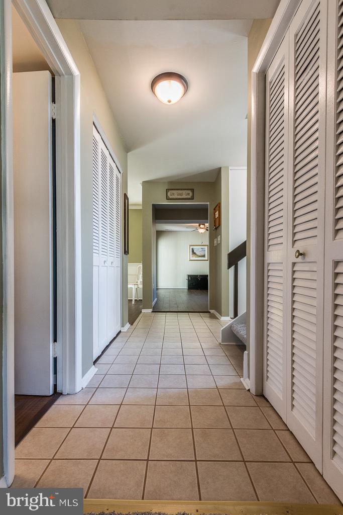 LAKE RIDGE - Residential Lease