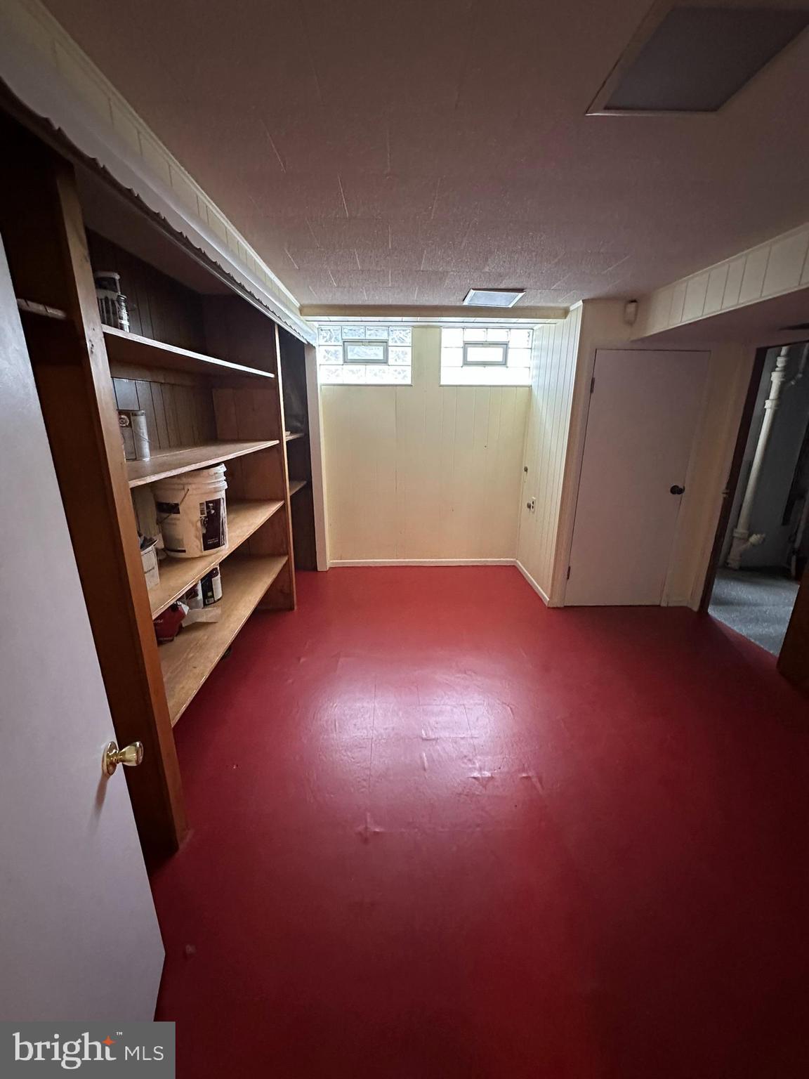 LOCH RAVEN MANOR - Residential Lease