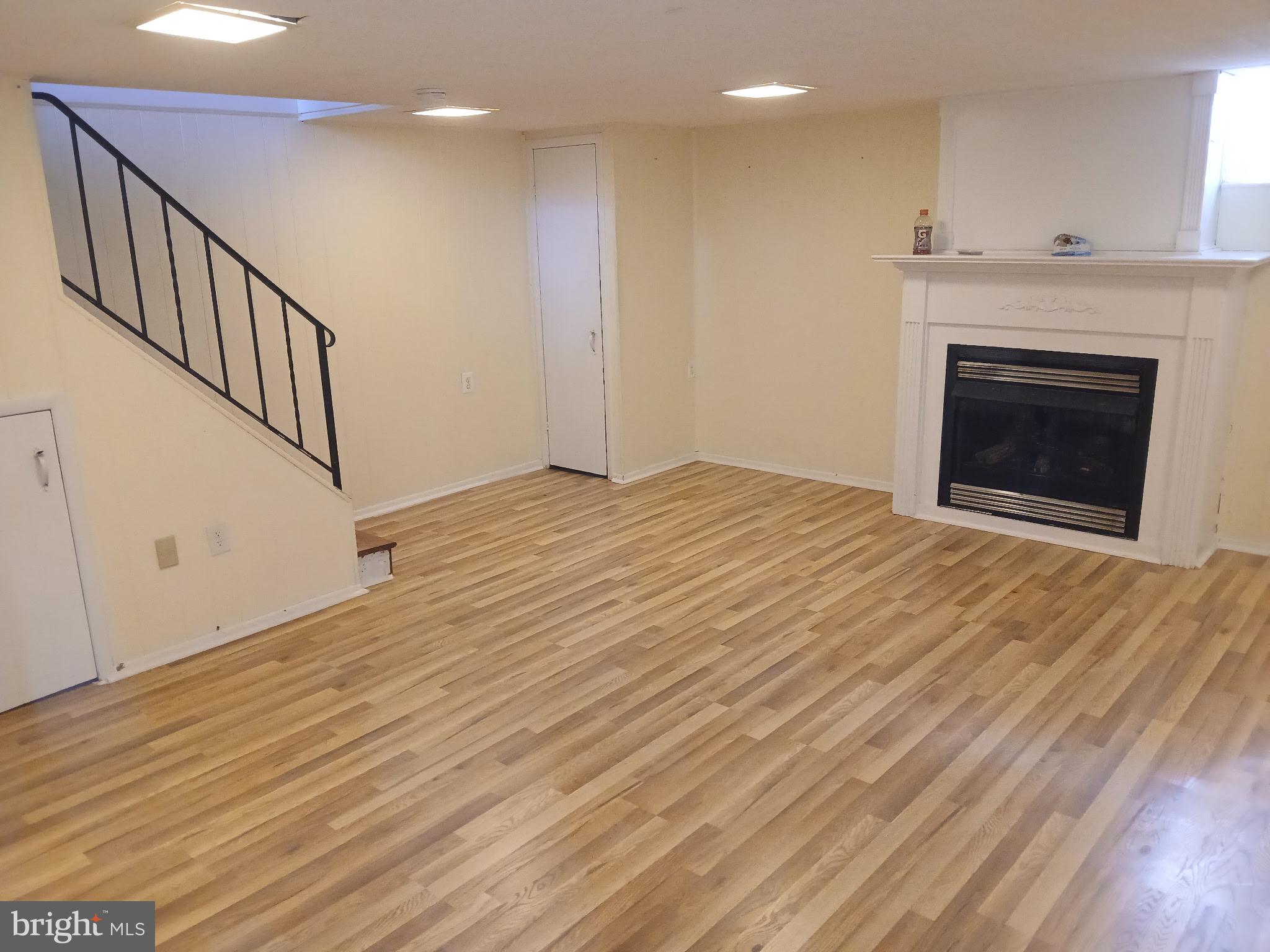 LOCH RAVEN MANOR - Residential Lease