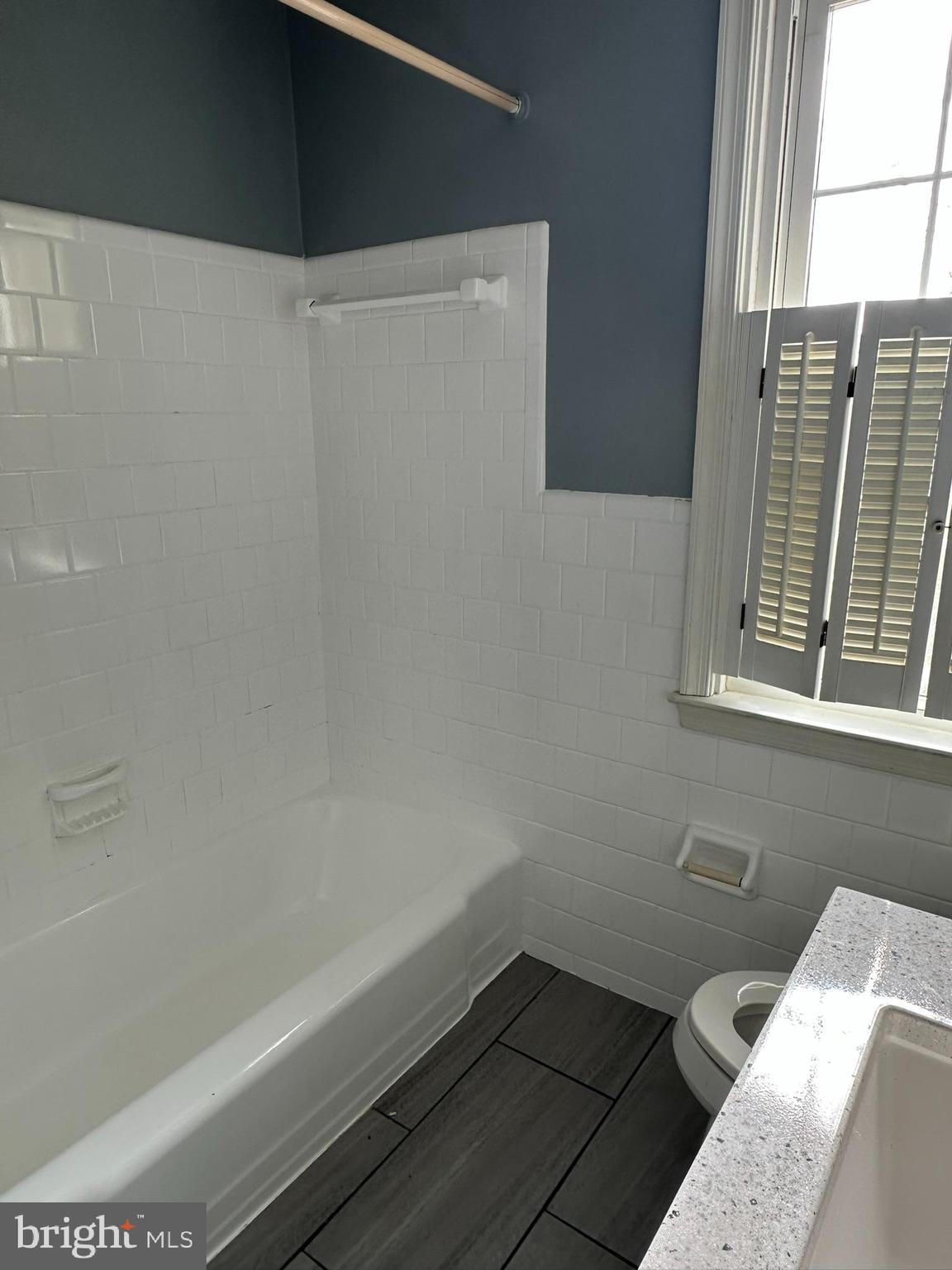 LOCH RAVEN MANOR - Residential Lease