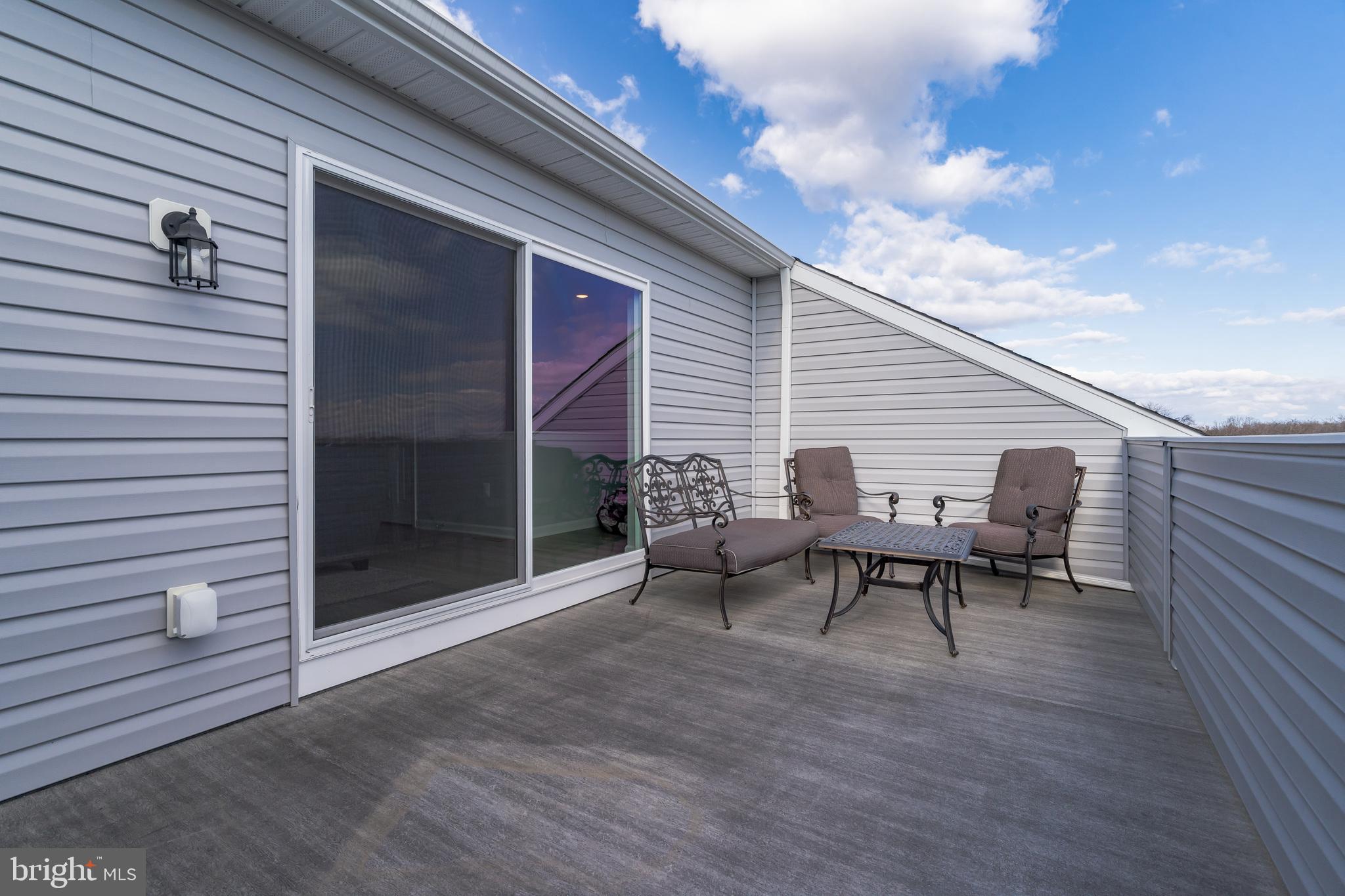 ELLENDALE - Residential Lease