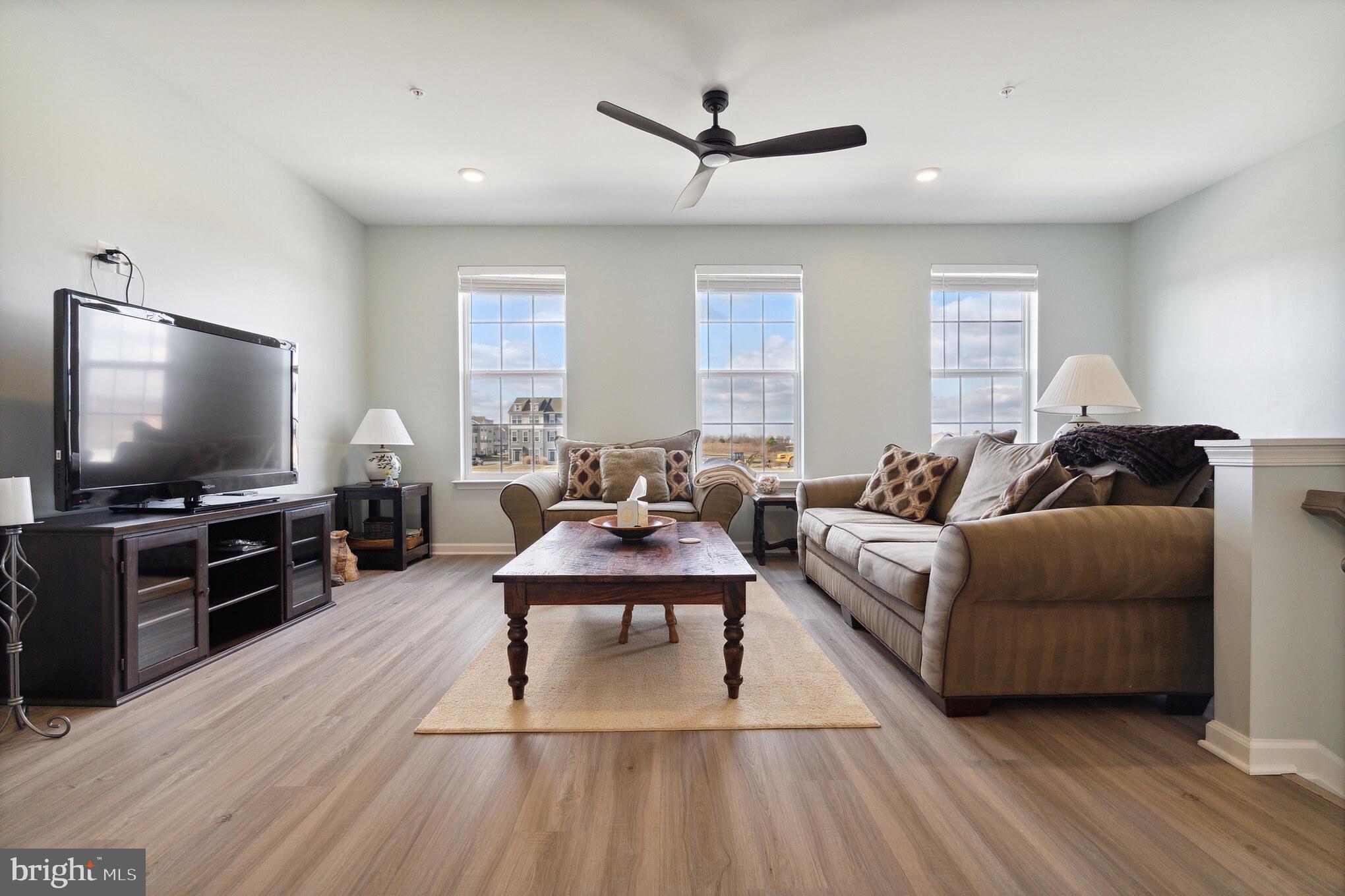 ELLENDALE - Residential Lease