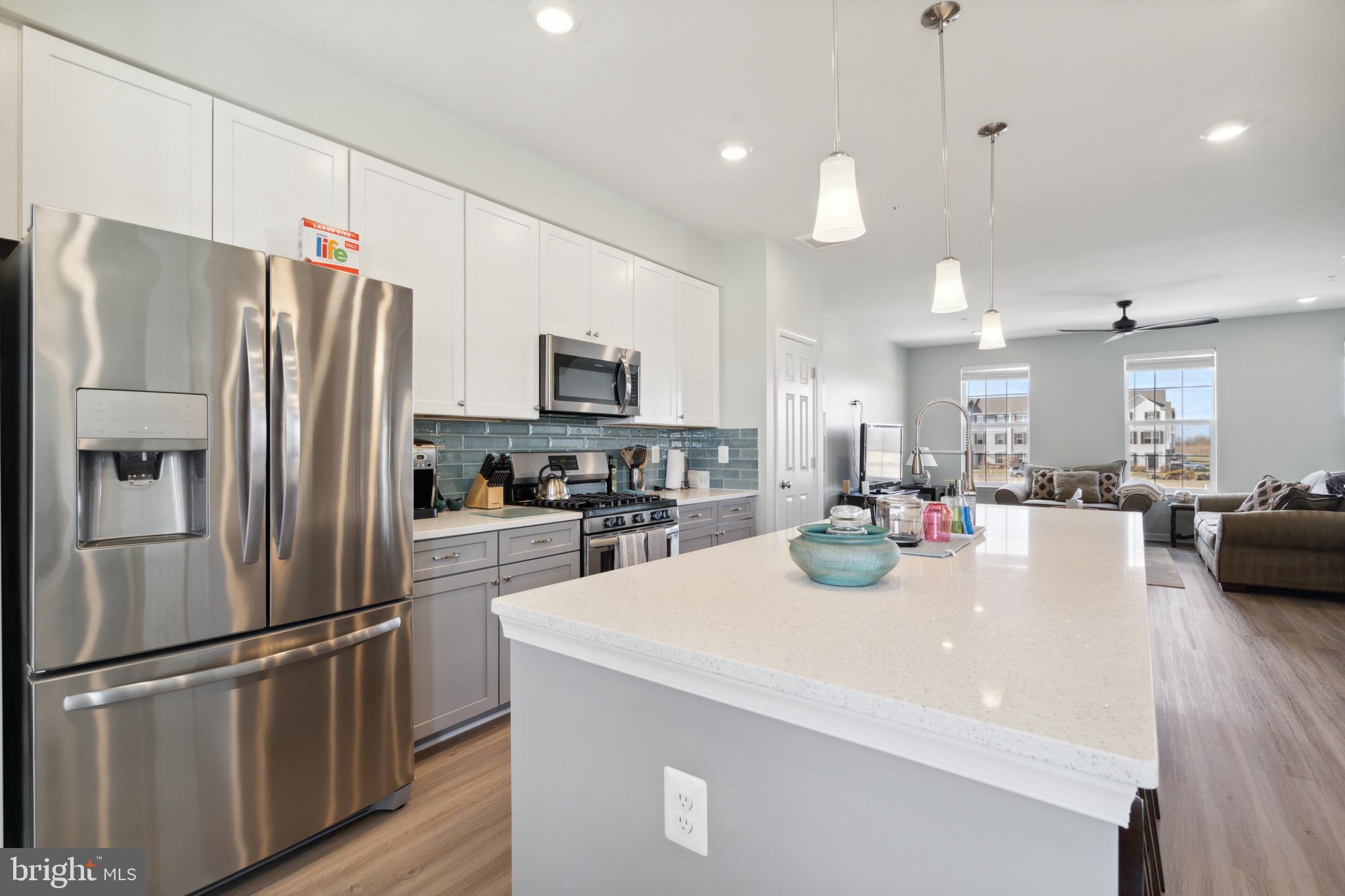 ELLENDALE - Residential Lease