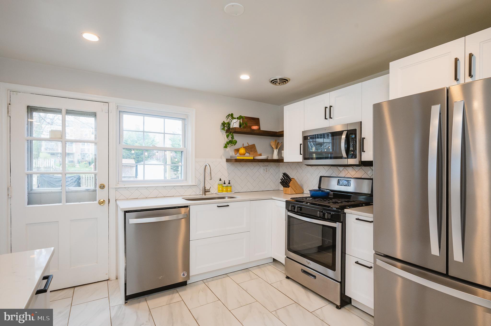 LOCH RAVEN MANOR - Residential