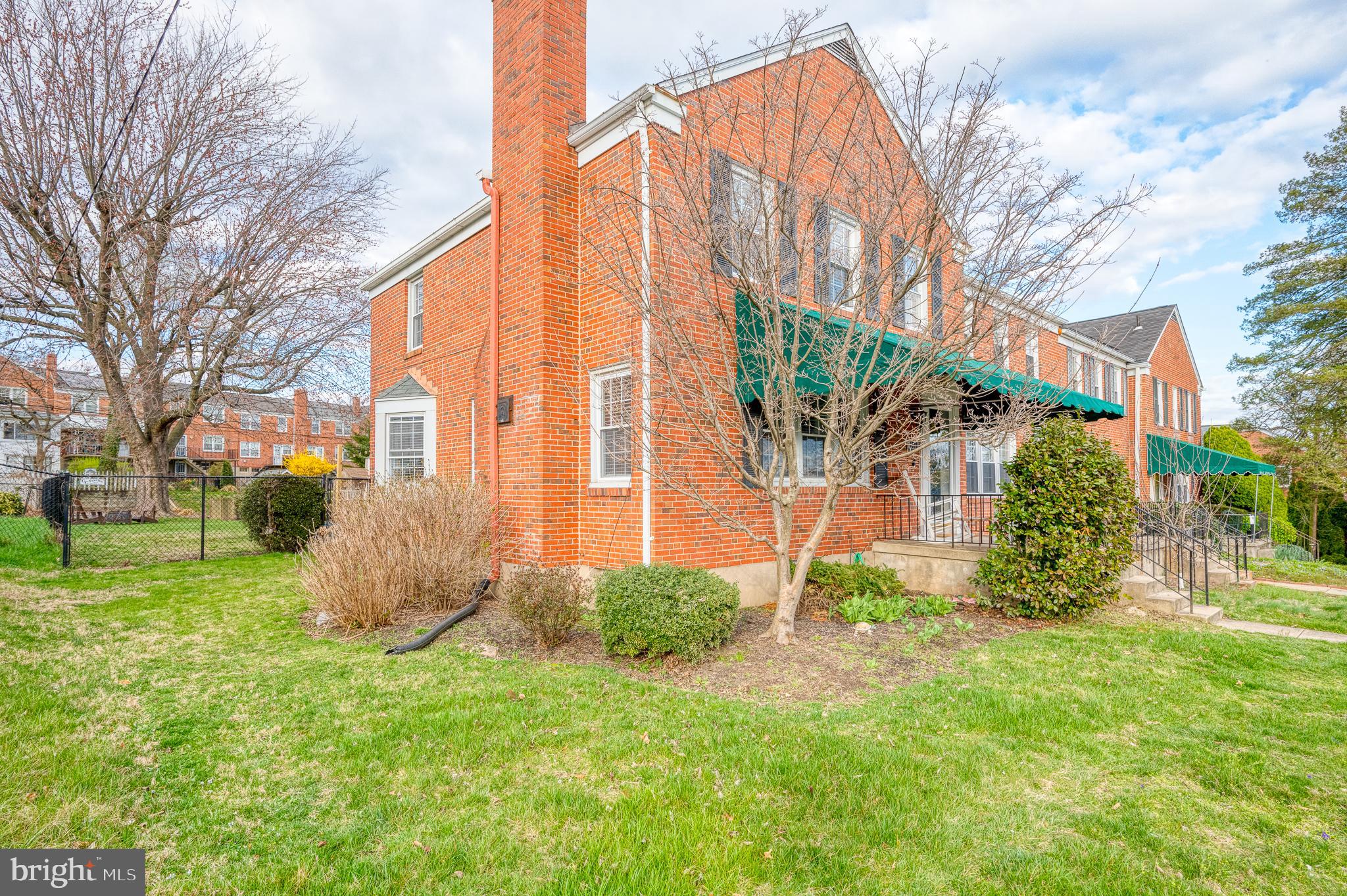 LOCH RAVEN MANOR - Residential