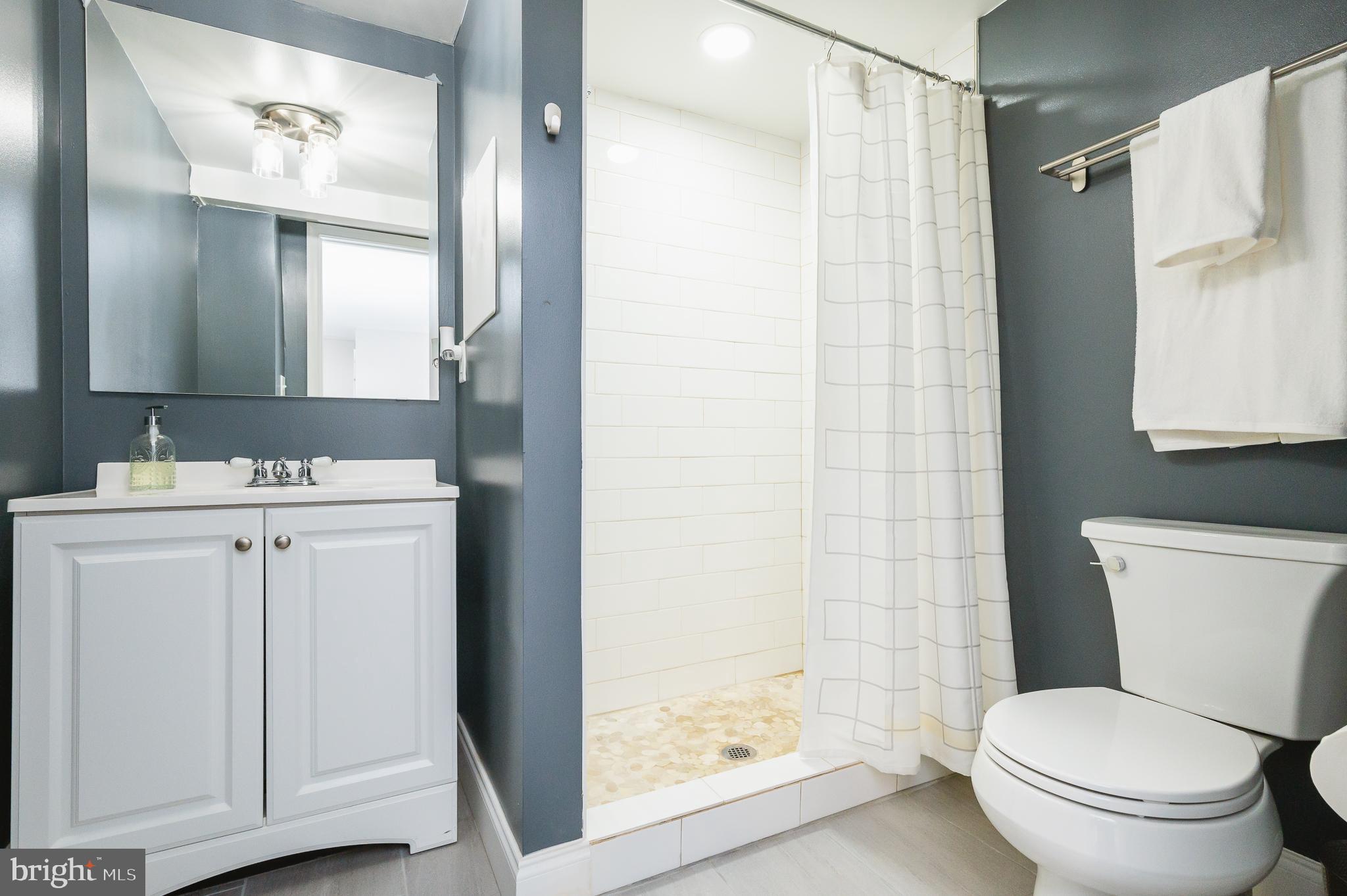 LOCH RAVEN MANOR - Residential