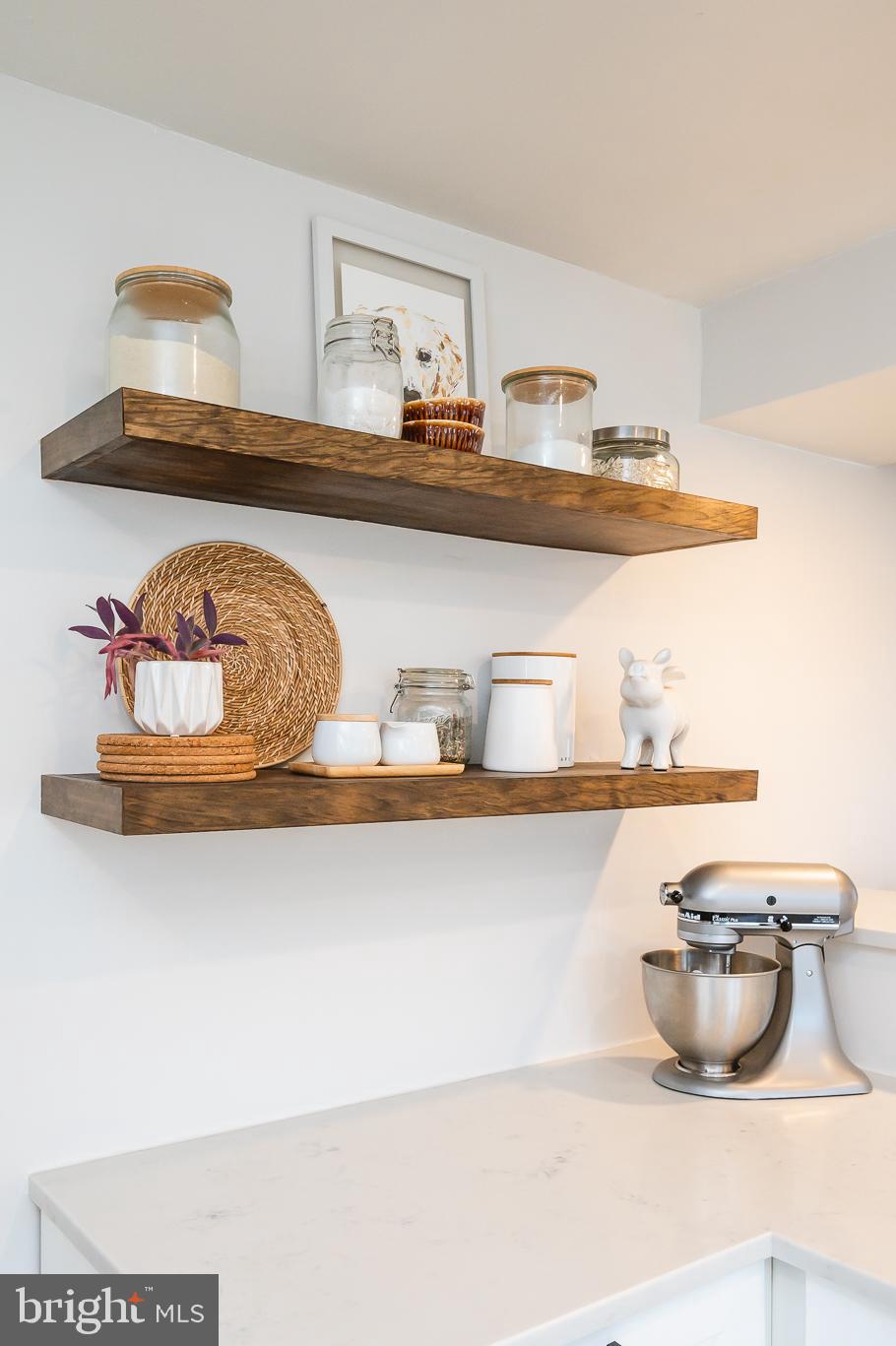 LOCH RAVEN MANOR - Residential