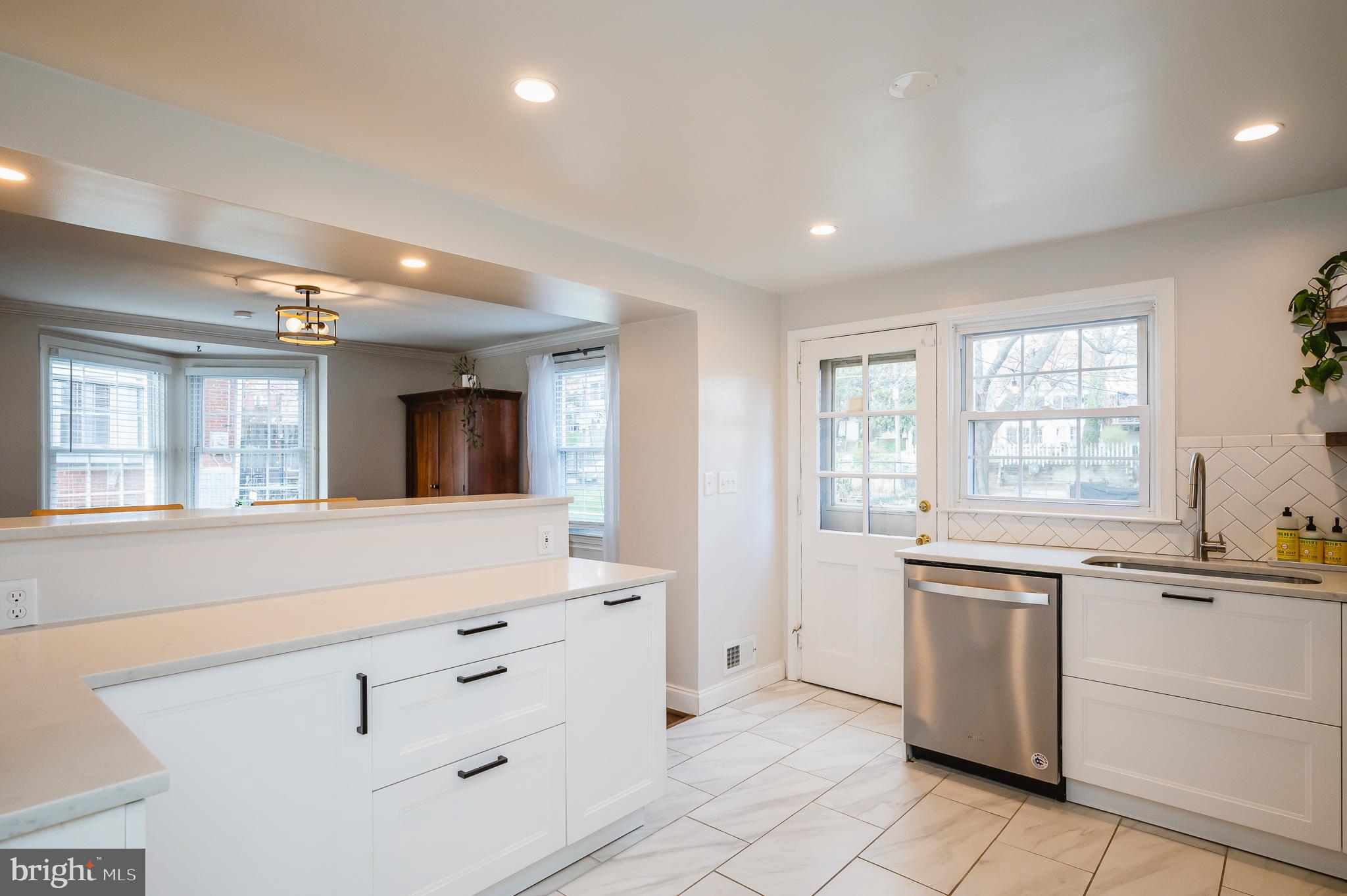 LOCH RAVEN MANOR - Residential