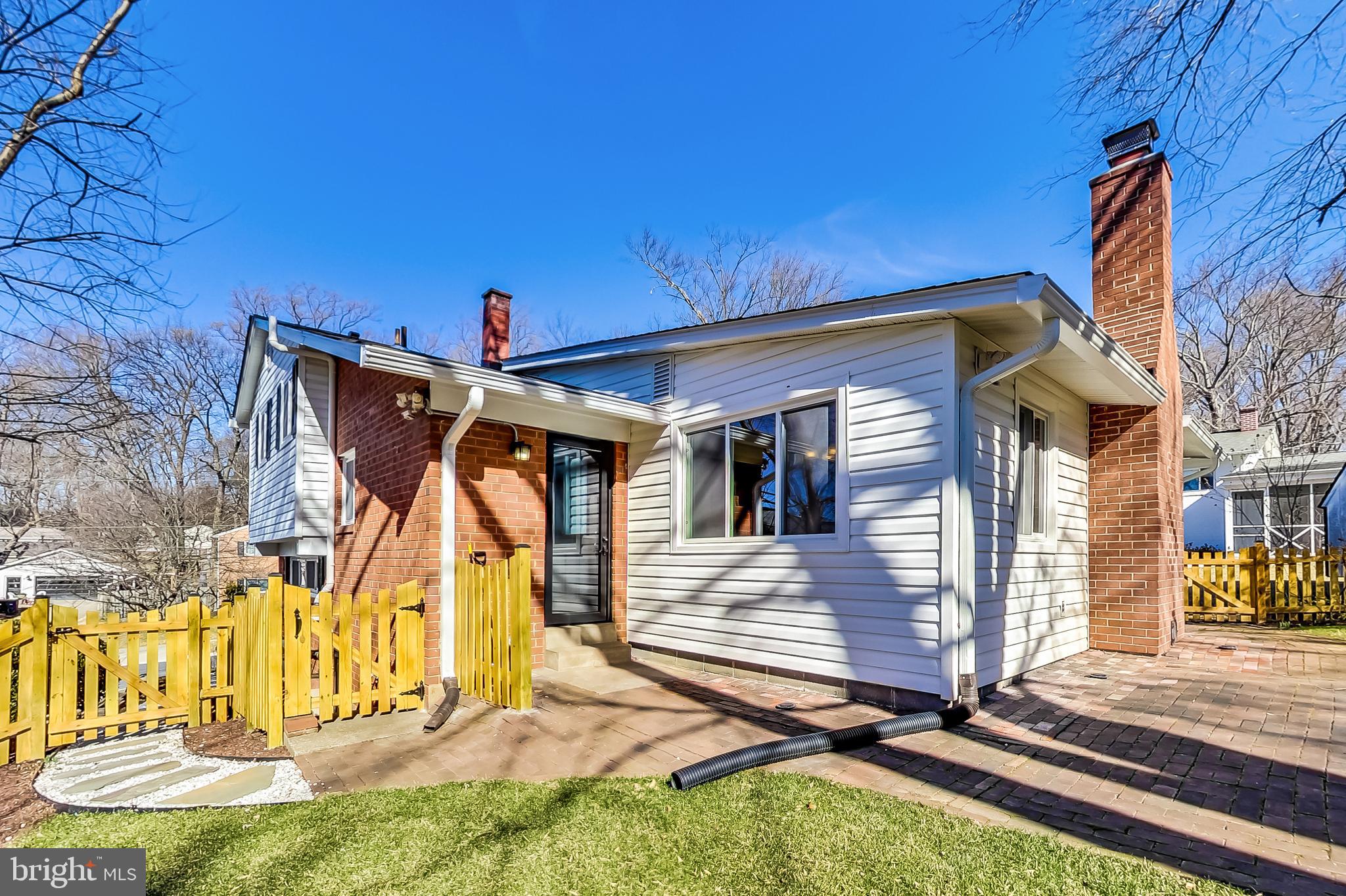 11407 WOODSON AVENUE