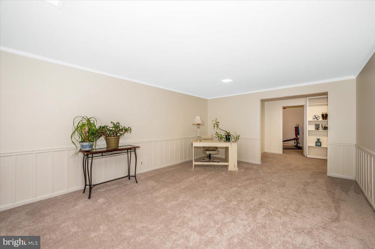 FAIRWAY ISLAND - Residential