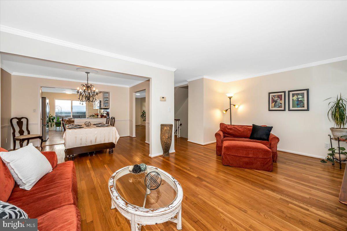 FAIRWAY ISLAND - Residential