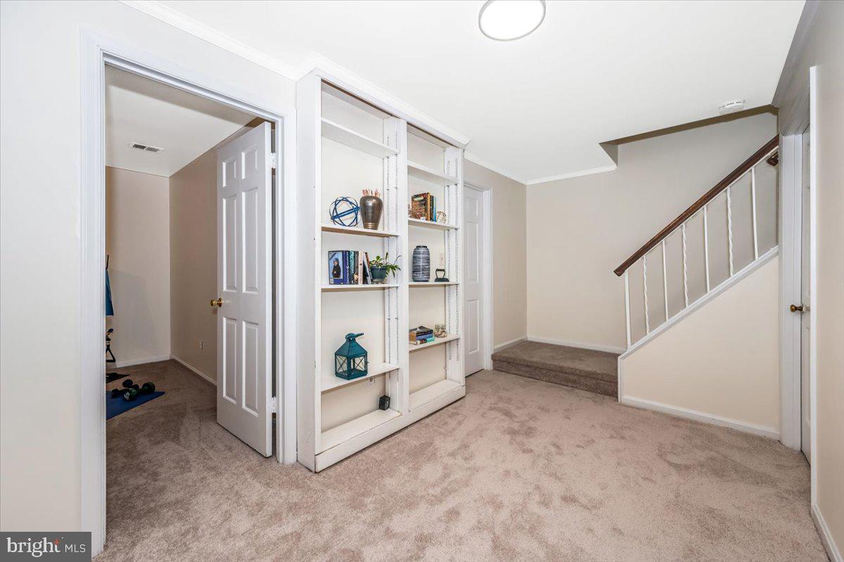 FAIRWAY ISLAND - Residential