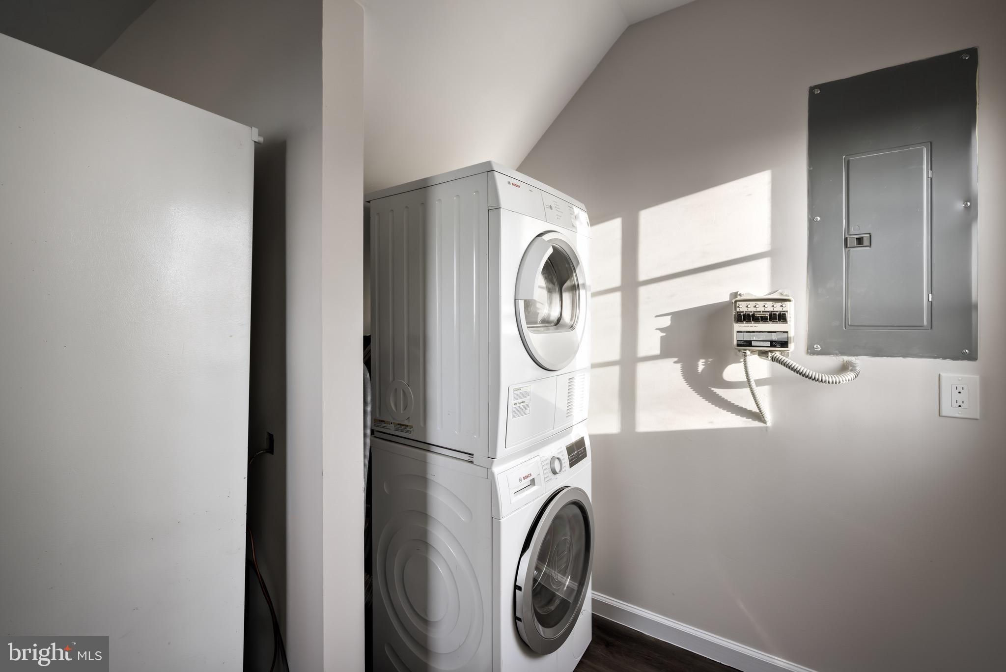 SHANNONDALE - Residential