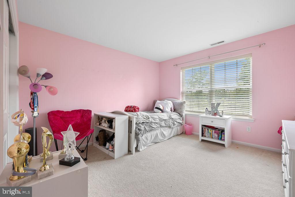 HANOVER HUNT - Residential