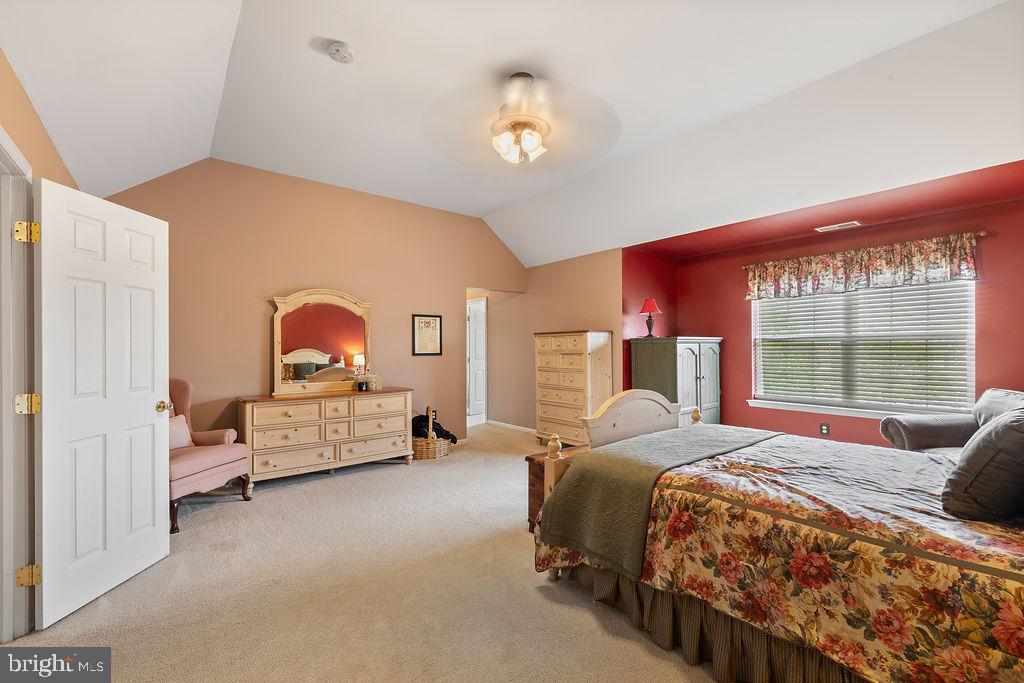 HANOVER HUNT - Residential