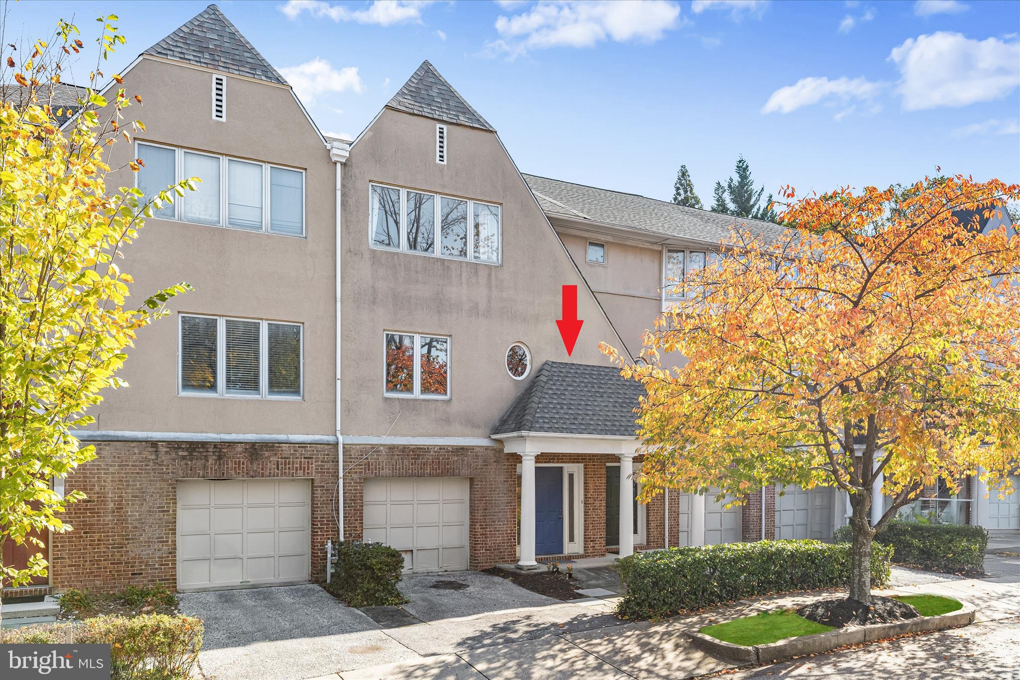 HOMELAND SOUTHWAY - Residential