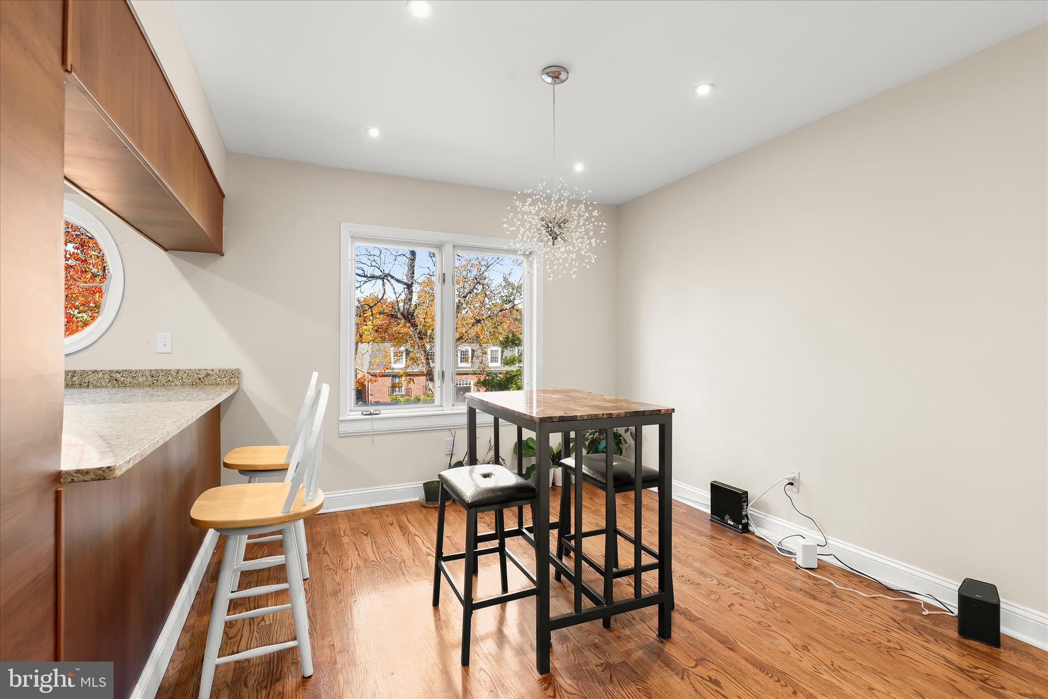 HOMELAND SOUTHWAY - Residential