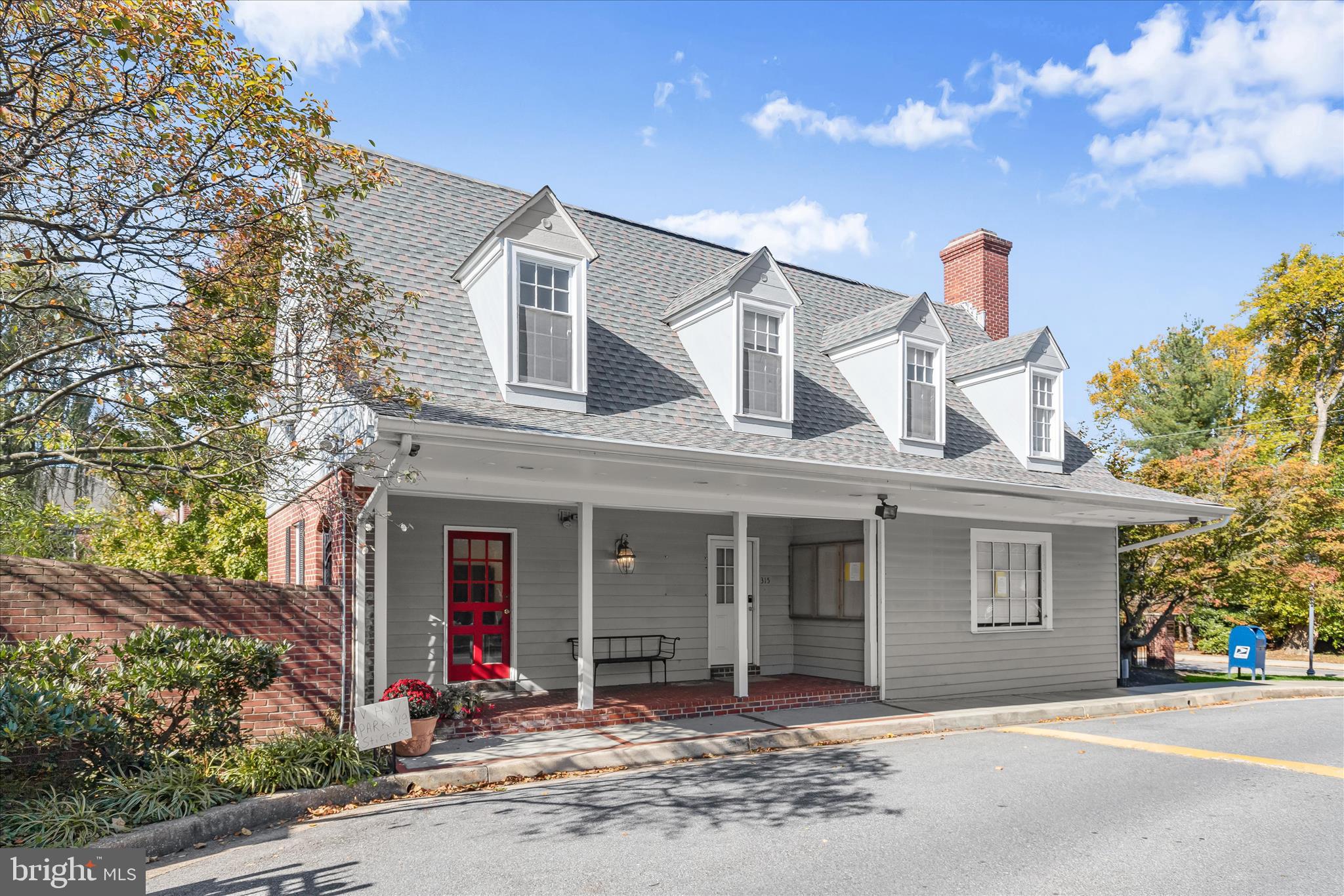 HOMELAND SOUTHWAY - Residential