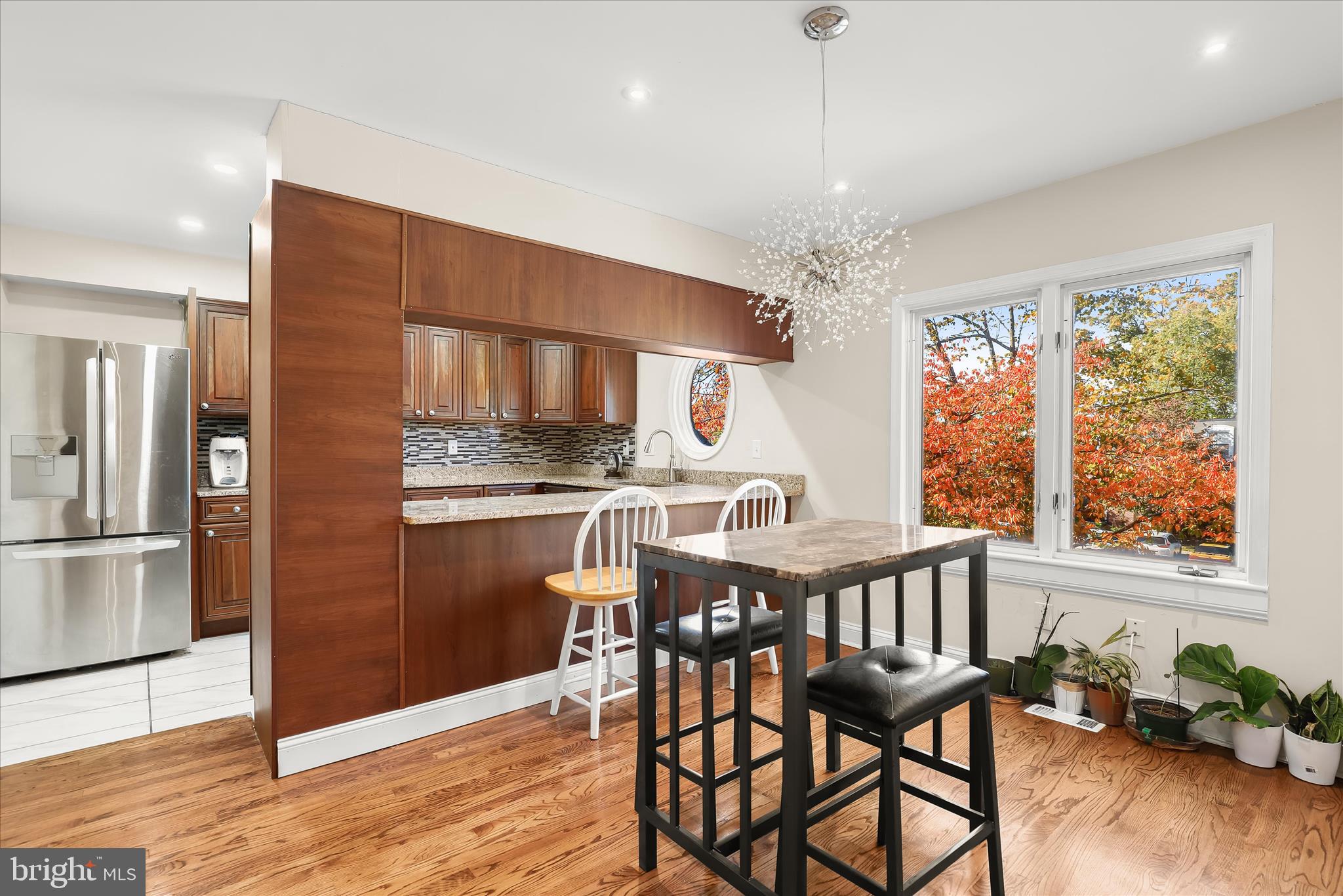 HOMELAND SOUTHWAY - Residential